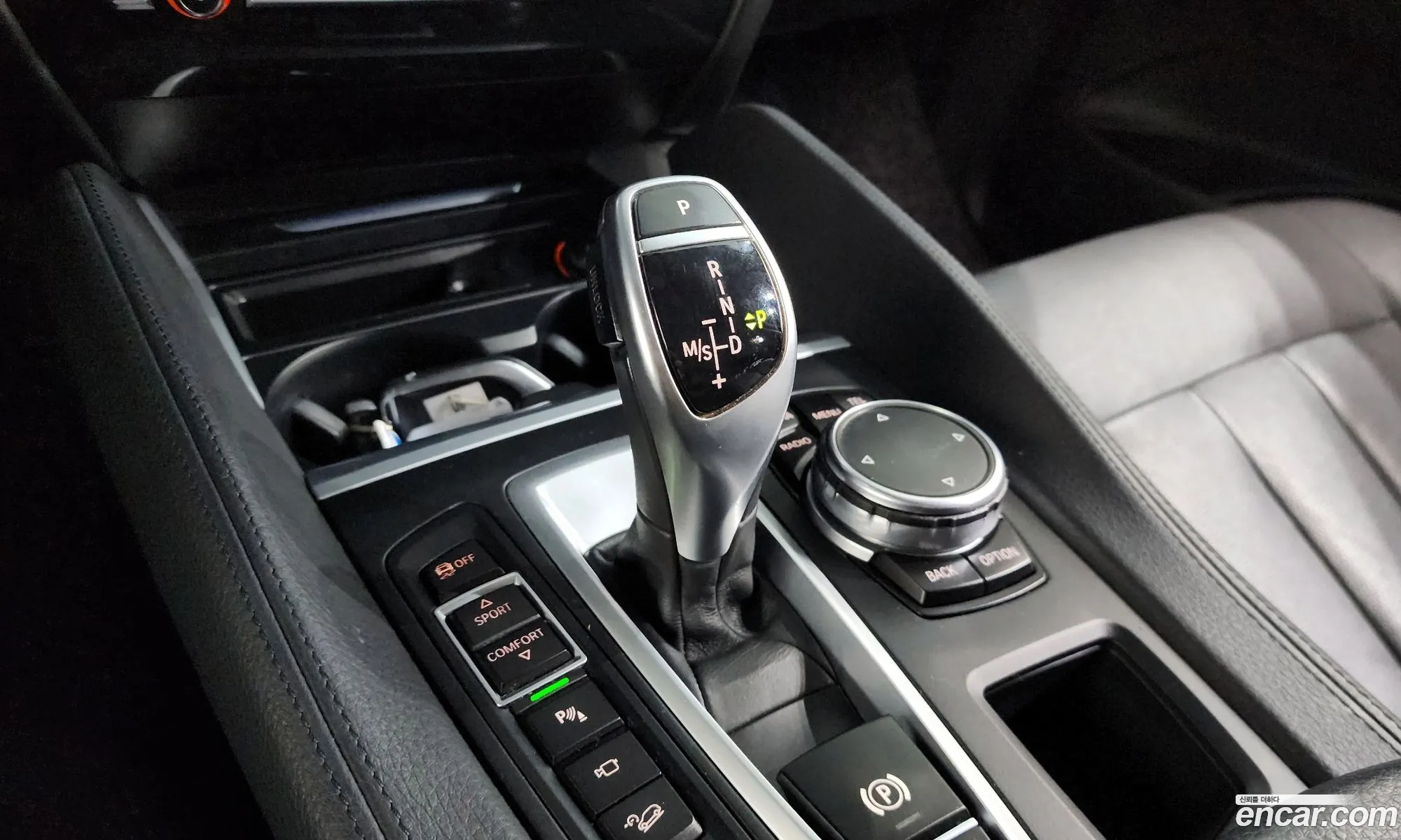 BMW X6 2016 WBAKV2103G0R27506 — 4