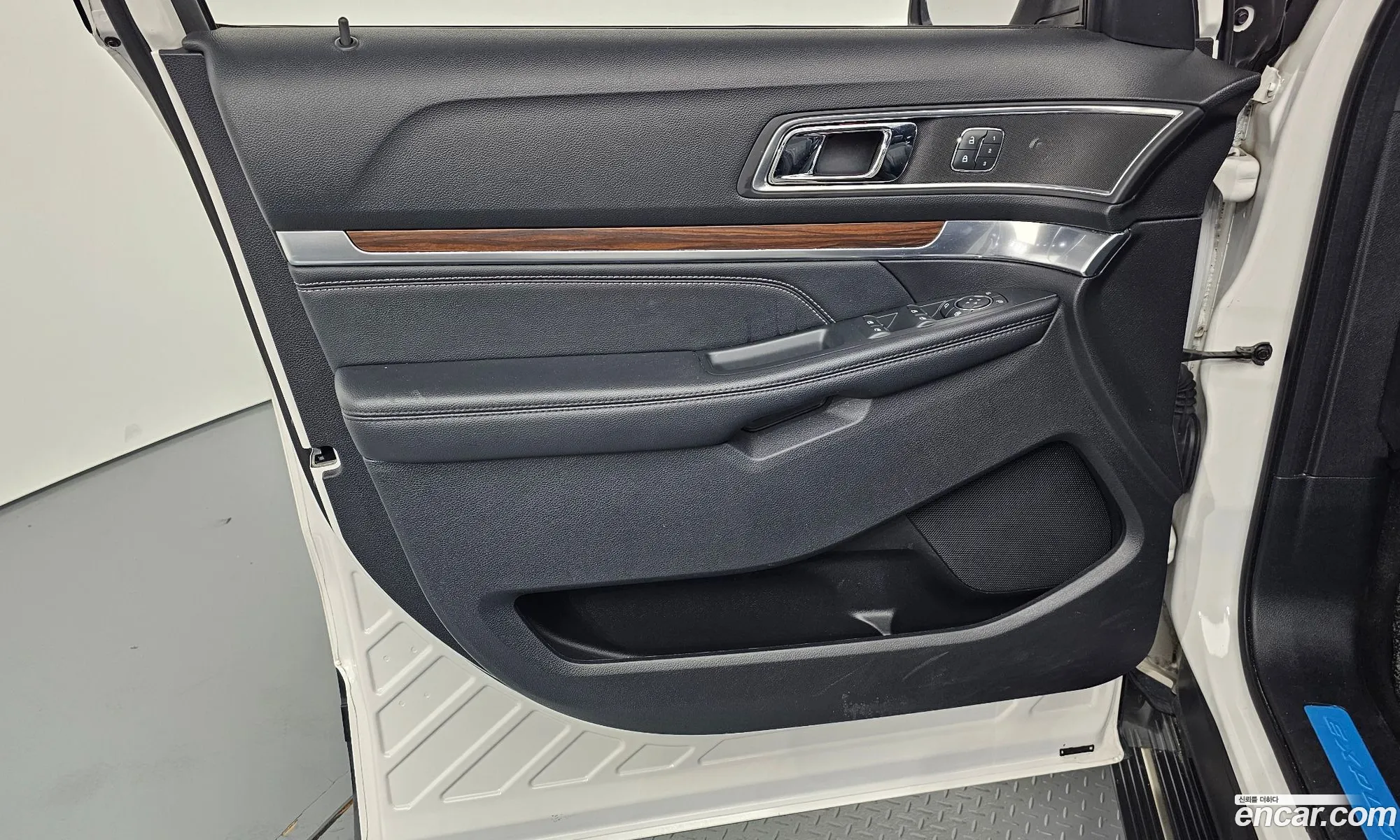 Ford Explorer 2019 1FM5K8FH0KGA33176 — 7