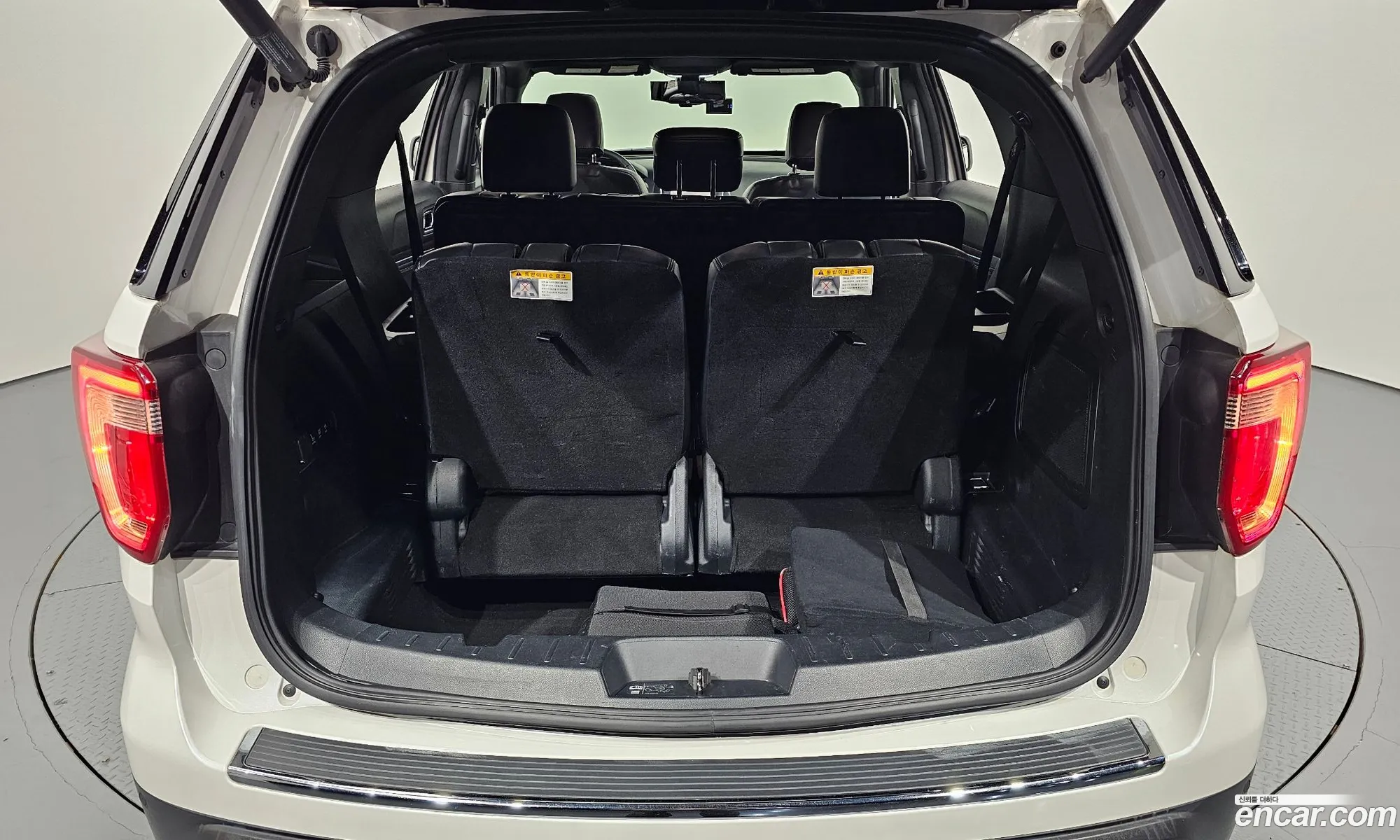 Ford Explorer 2019 1FM5K8FH0KGA33176 — 15