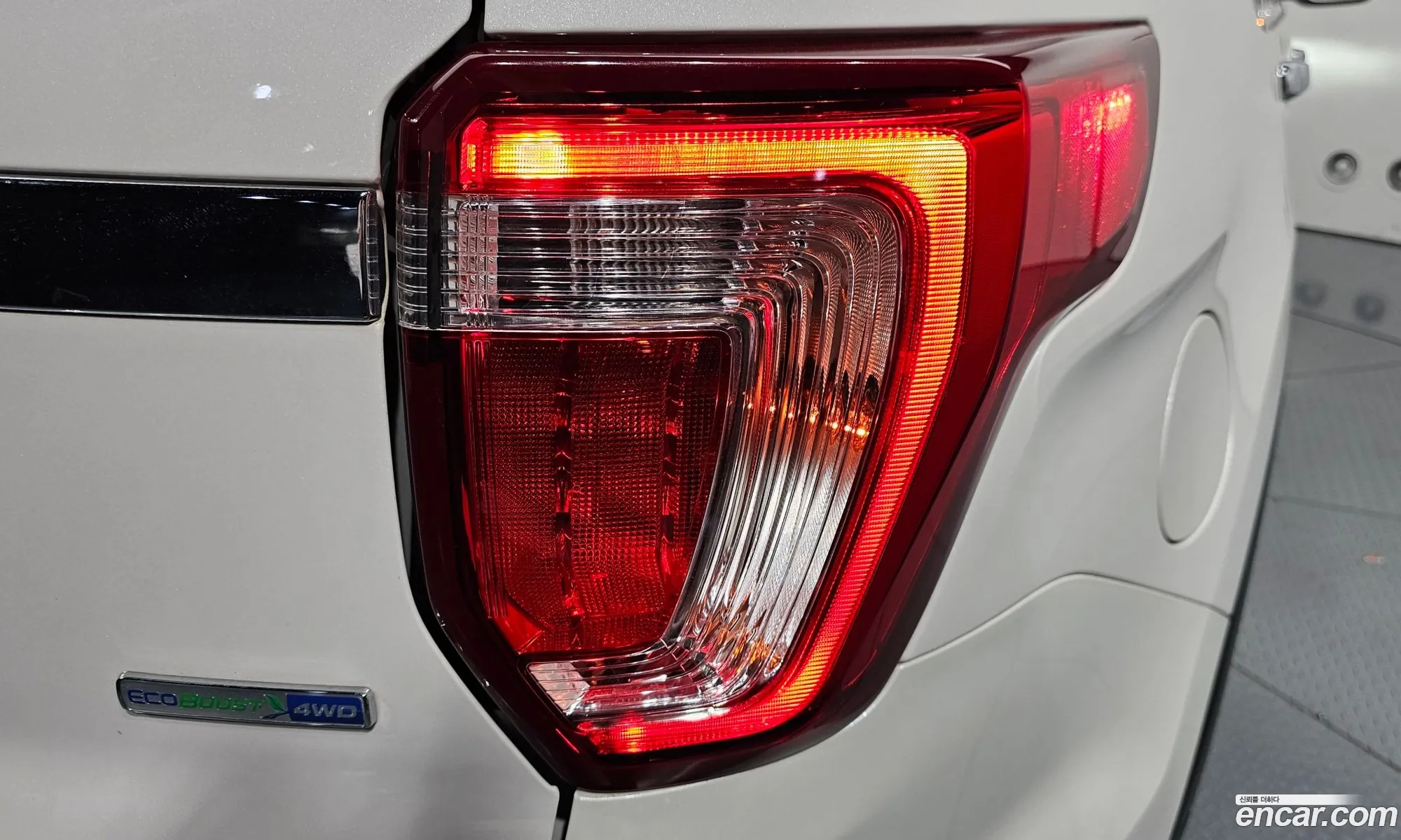 Ford Explorer 2019 1FM5K8FH0KGA33176 — 27