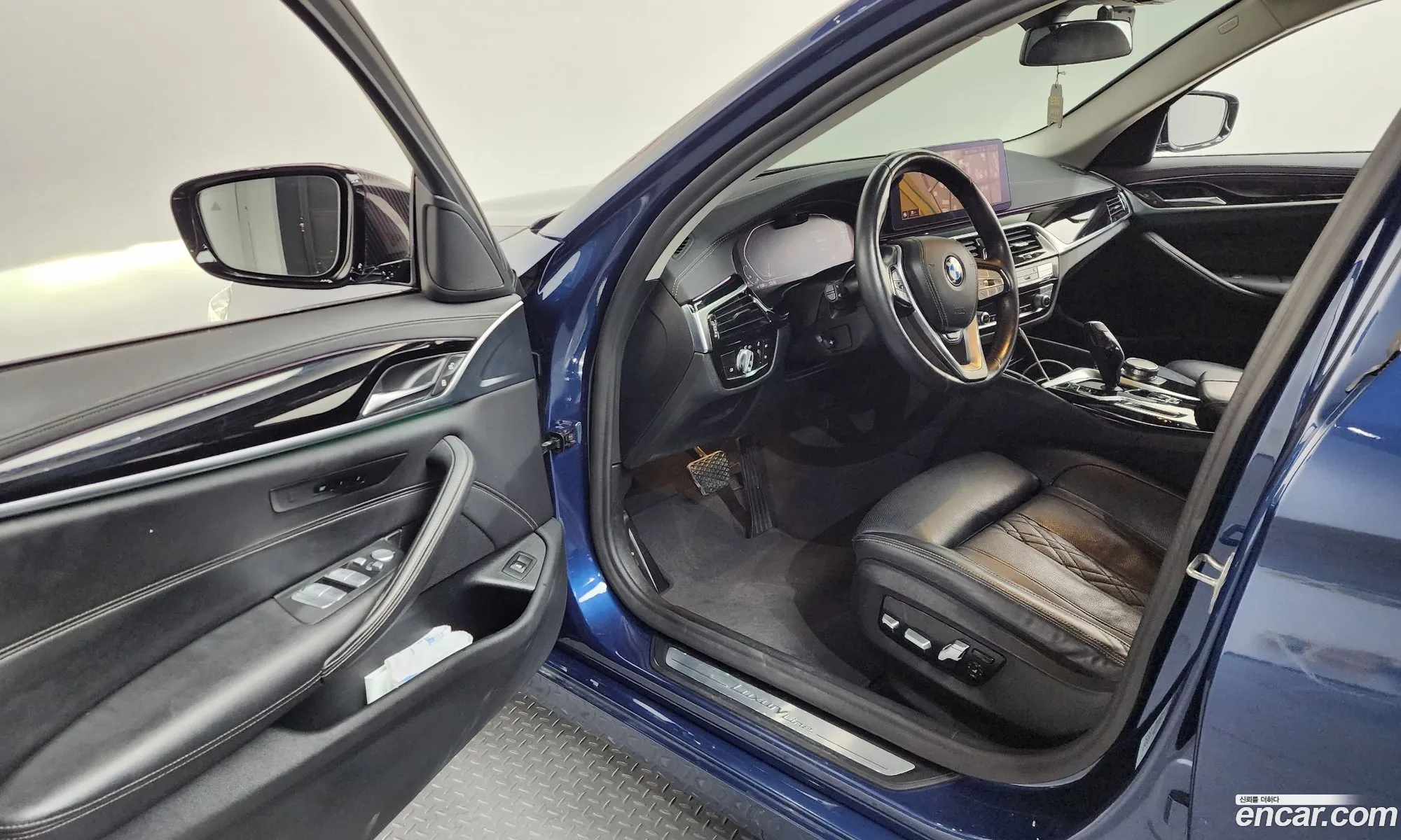 BMW 5 Series 2021 — 14