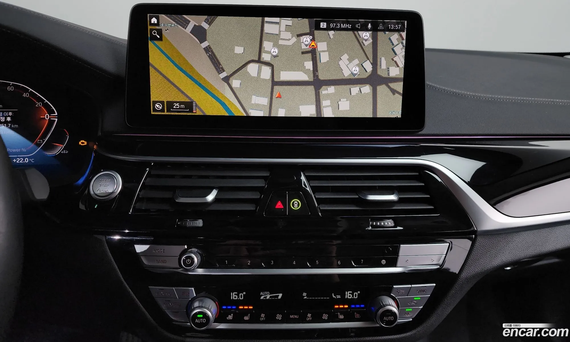 BMW 5 Series 2021 — 9