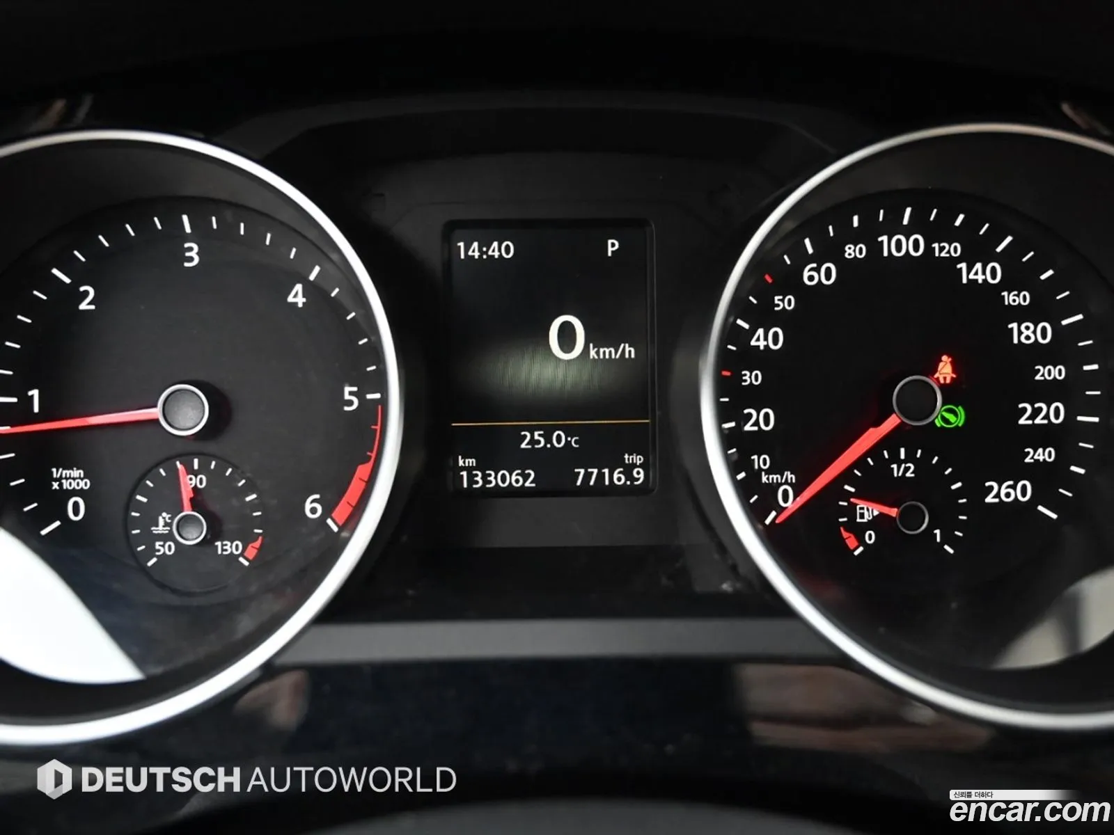Volkswagen Jetta 2015 — 12