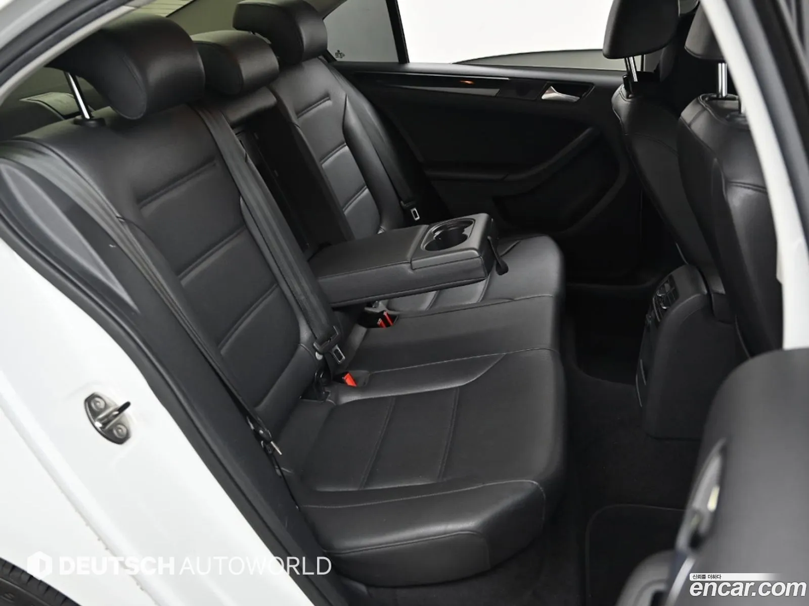 Volkswagen Jetta 2015 — 8