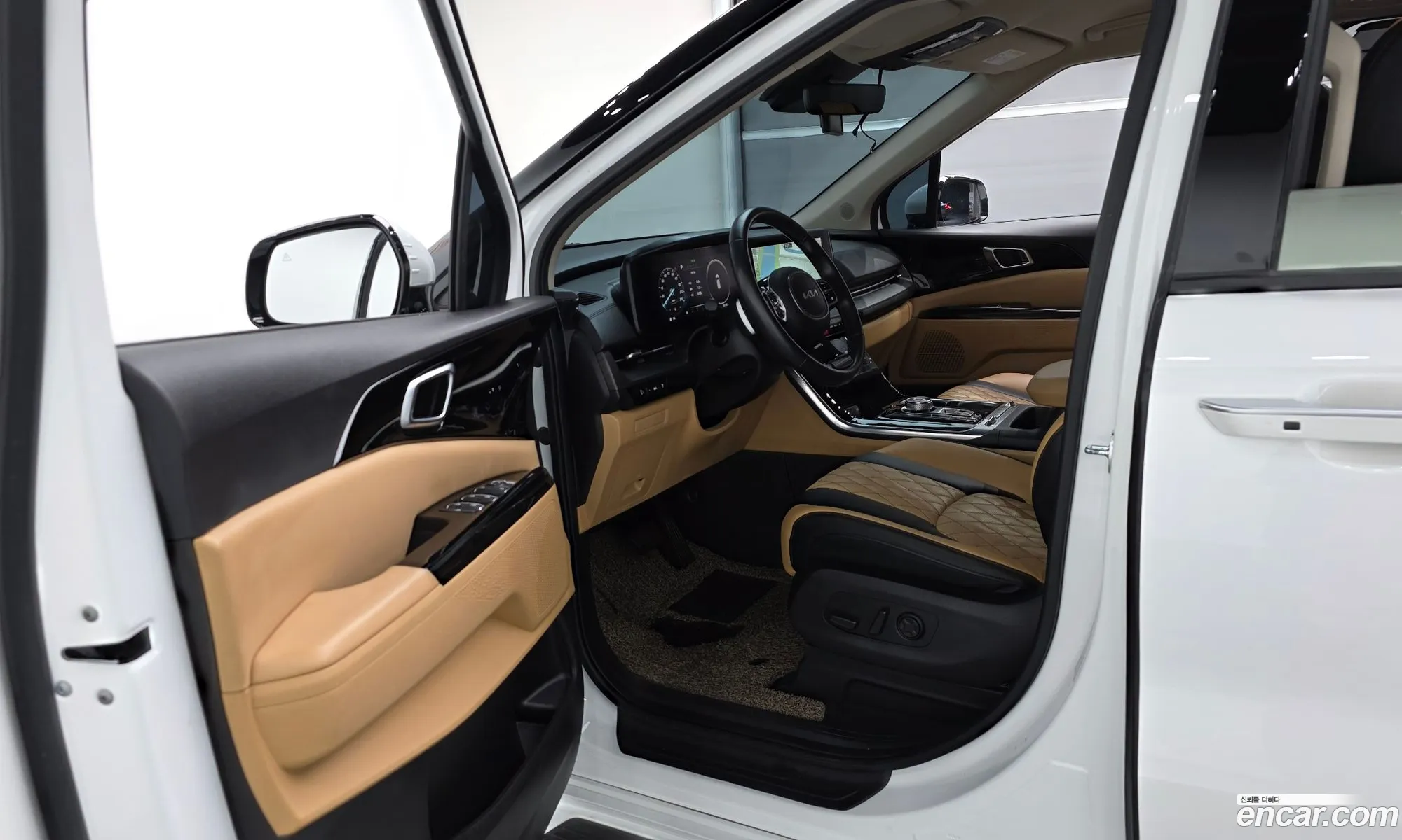 Kia Carnival 2022 — 9