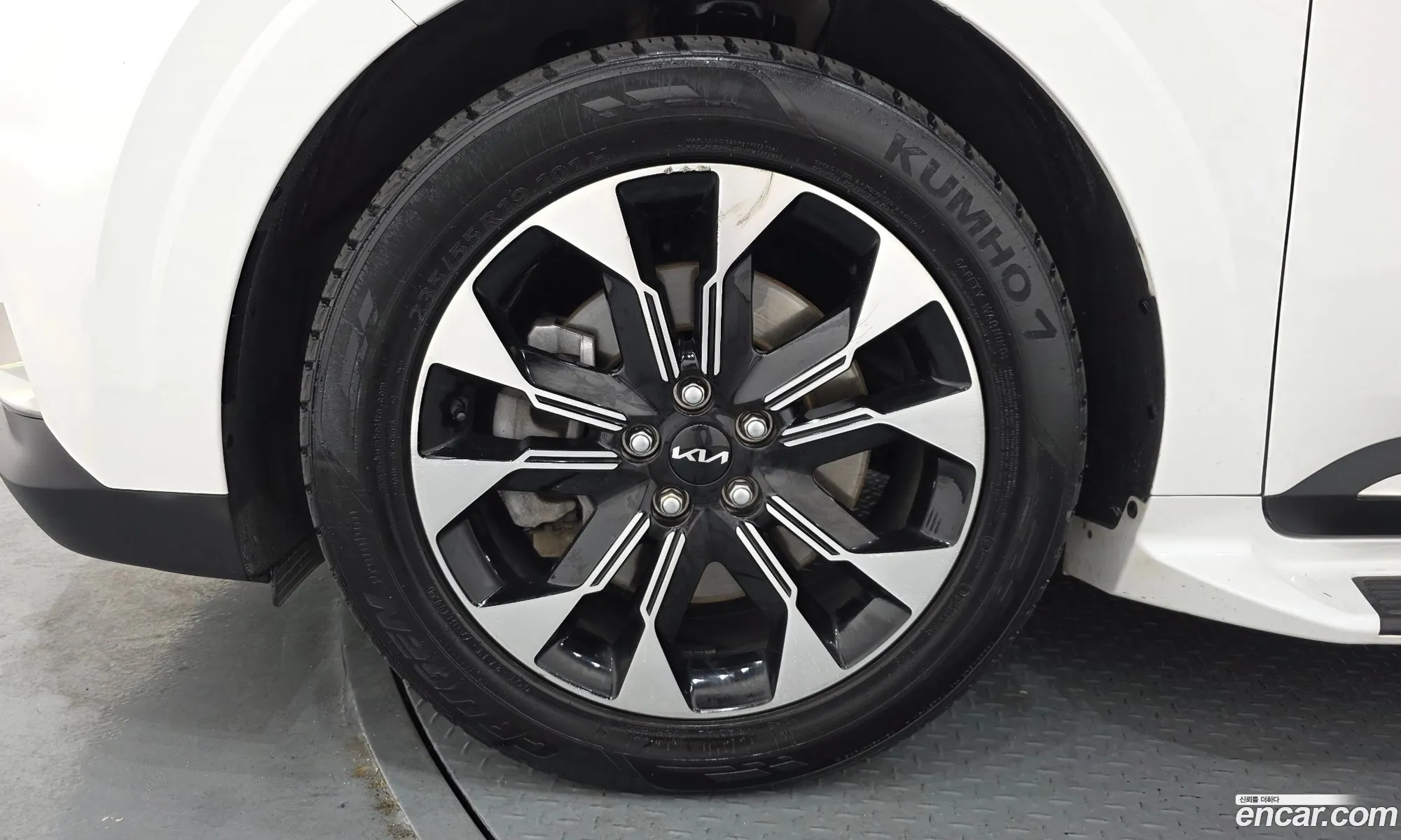 Kia Carnival 2022 — 16