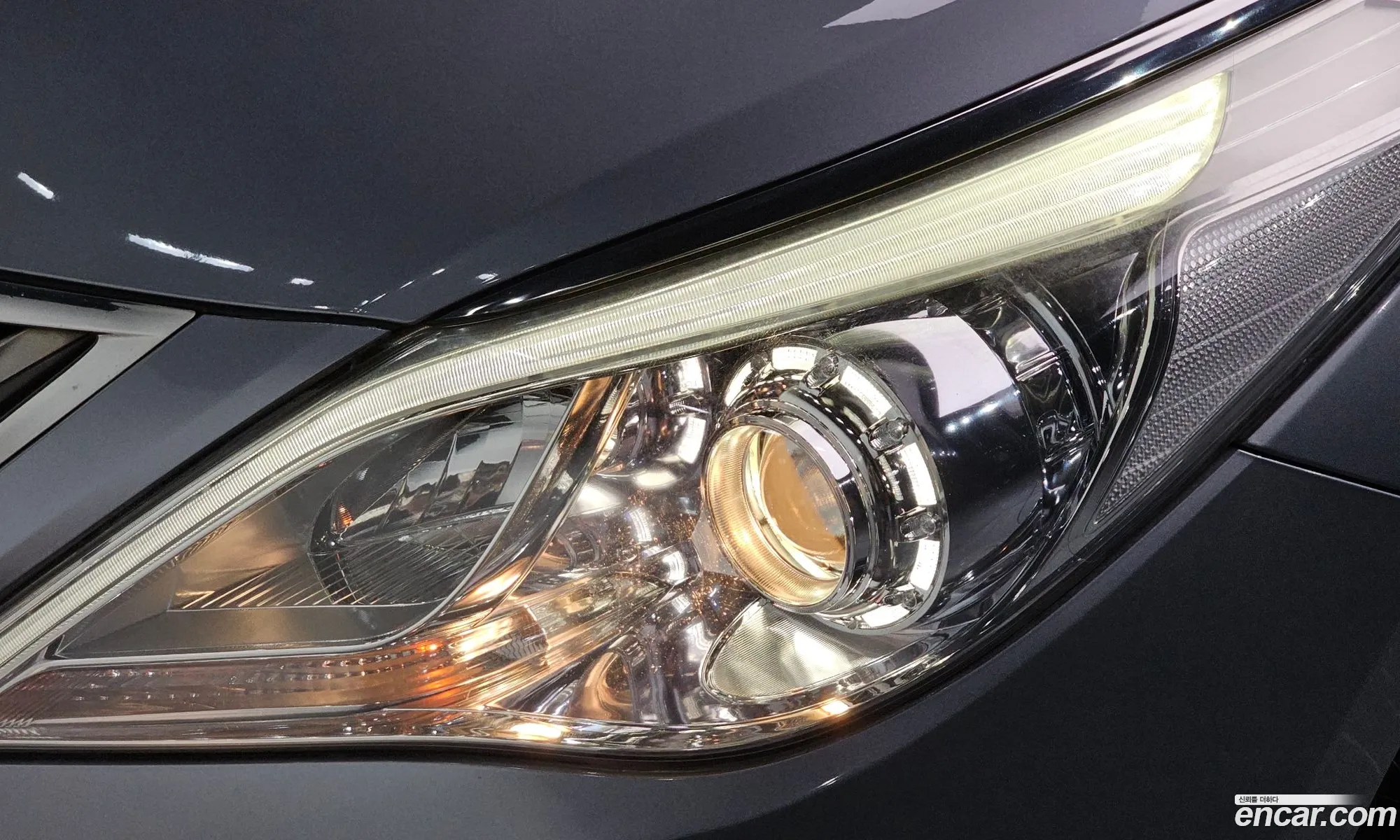Hyundai Grandeur HG Hybrid 2016 — 27