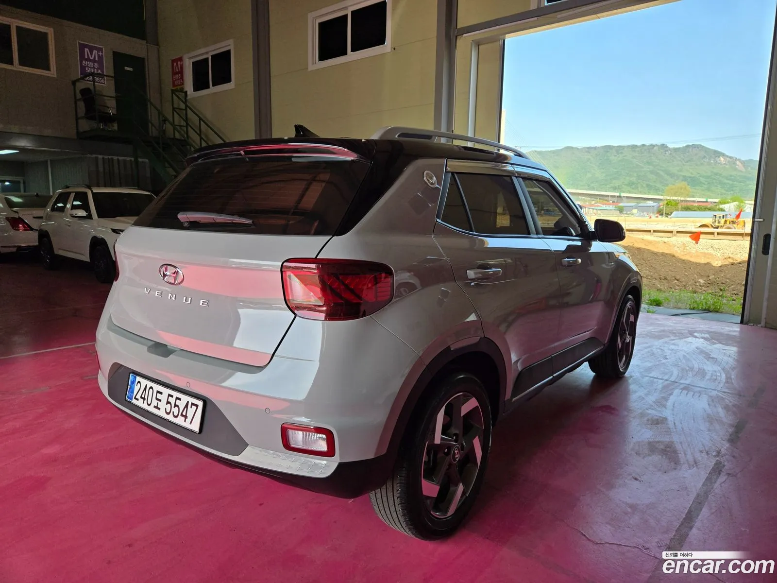Hyundai Venue 2024 — 16