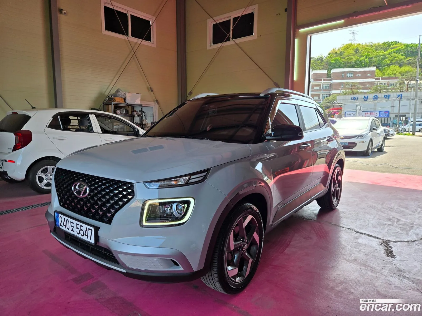 Hyundai Venue 2024 — 17