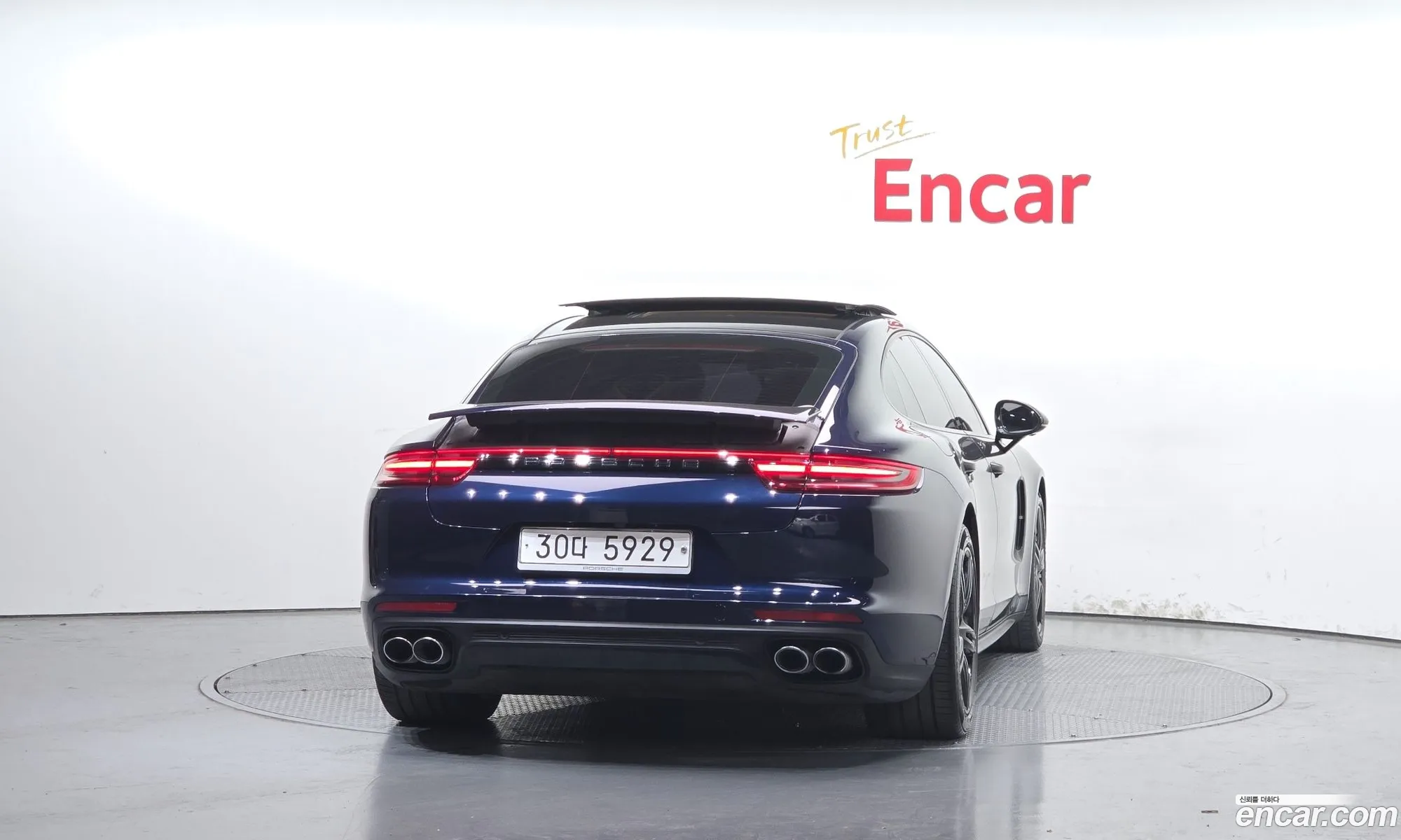 Porsche Panamera 2018 — 3