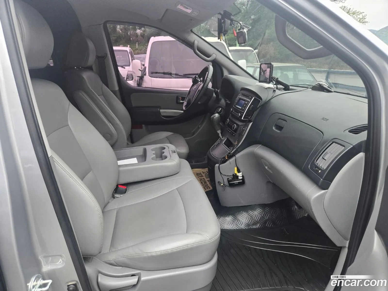 Hyundai Grand Starex 2020 — 10