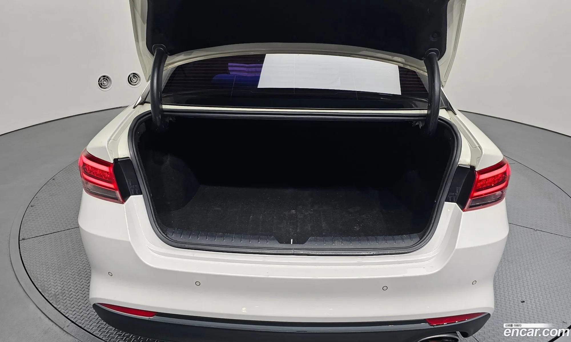 Kia K5 2016 — 18
