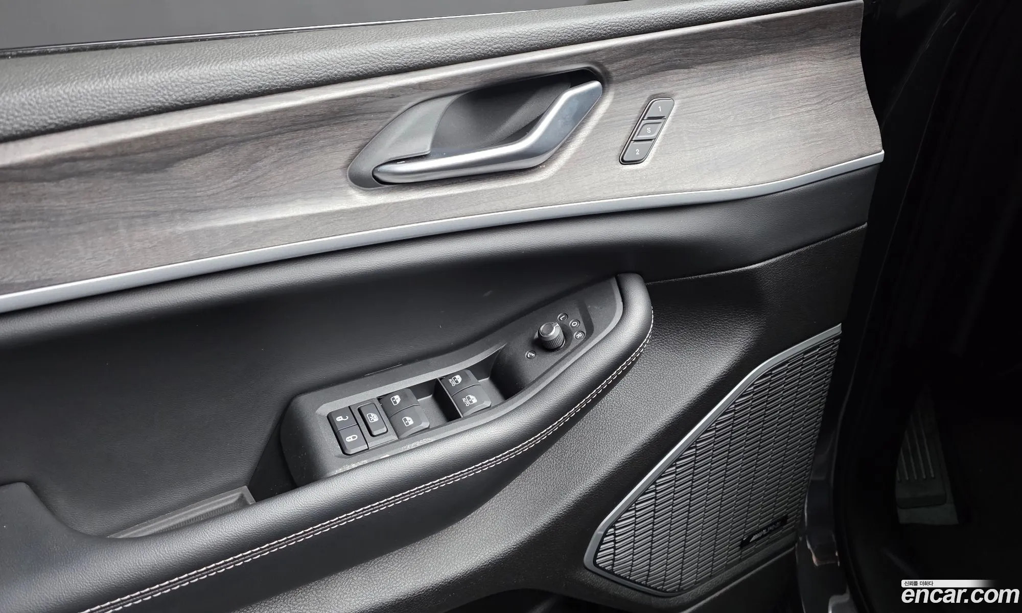 Jeep Grand Cherokee 2023 — 13