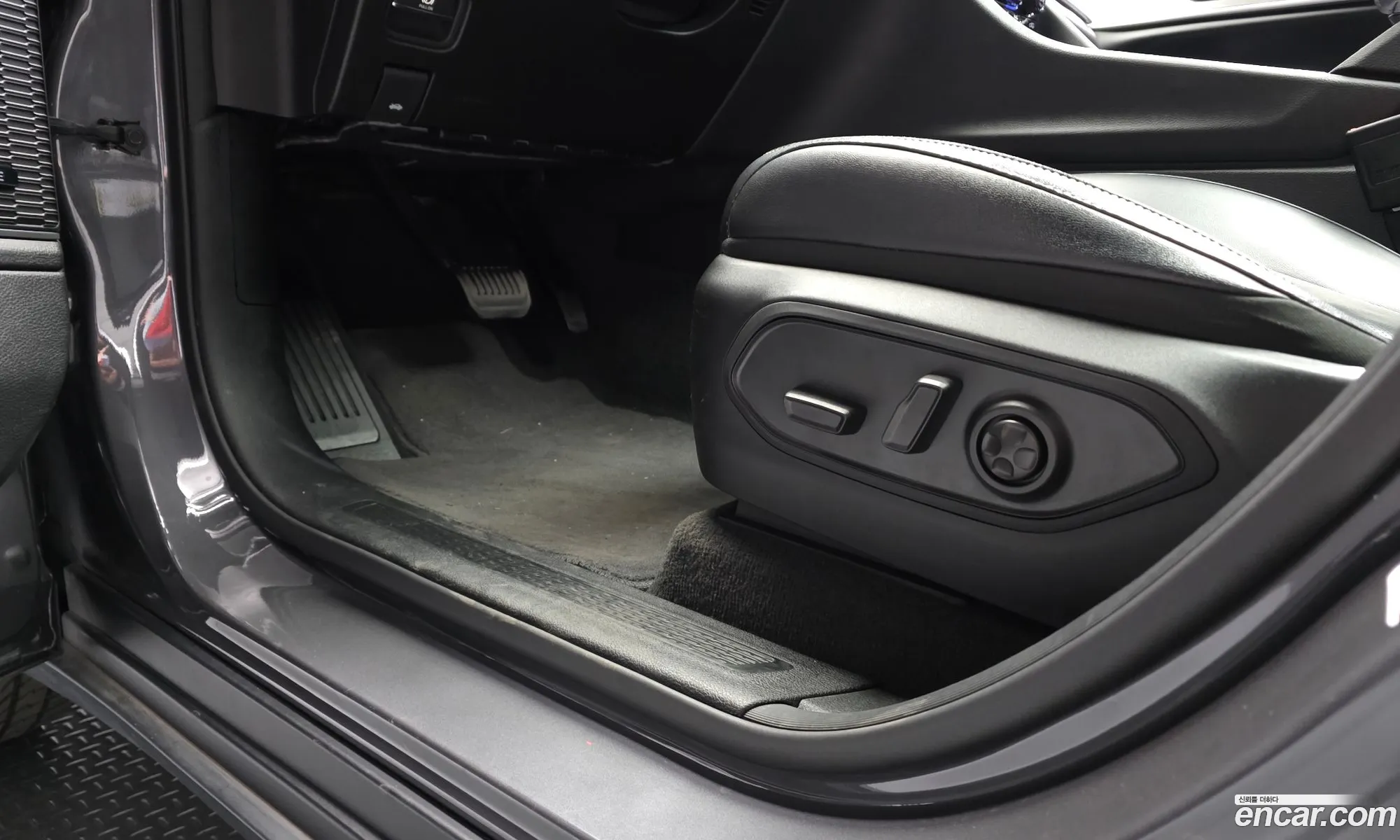 Jeep Grand Cherokee 2023 — 14