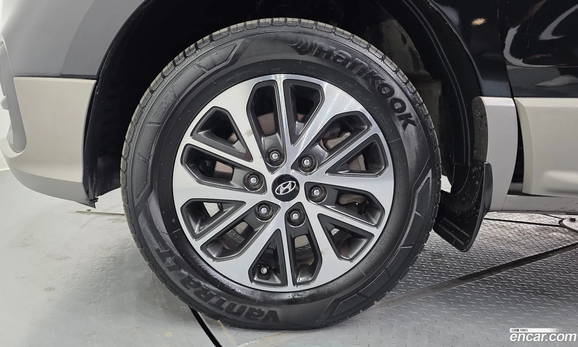 Hyundai Grand Starex 2020 — 16