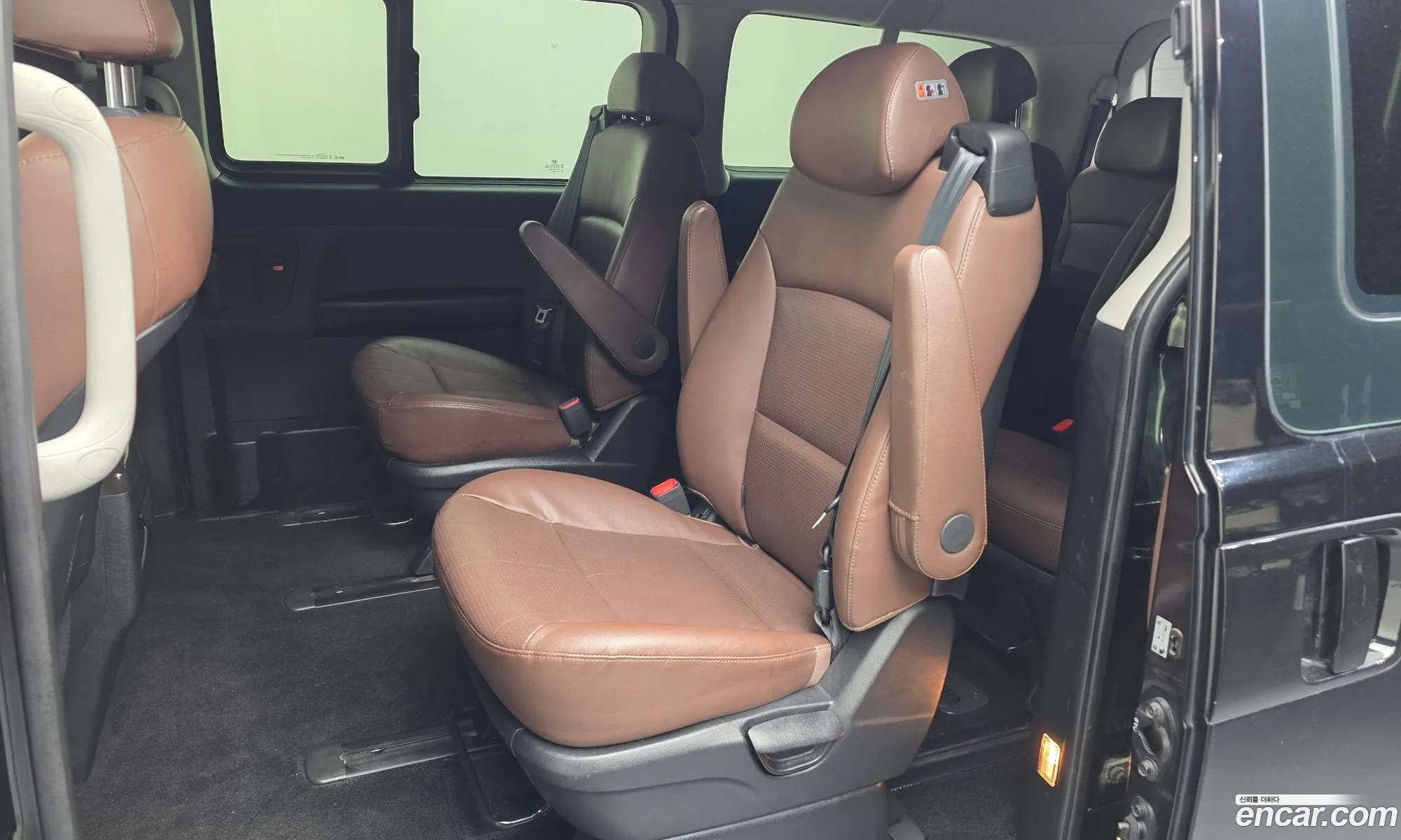 Hyundai Grand Starex 2020 — 20