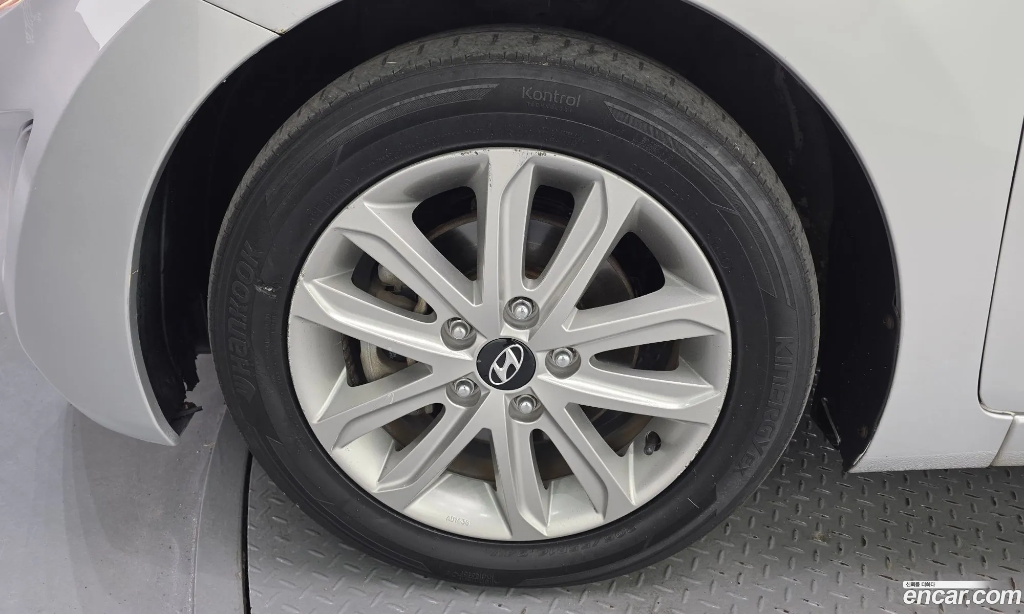 Hyundai Elantra 2014 — 13