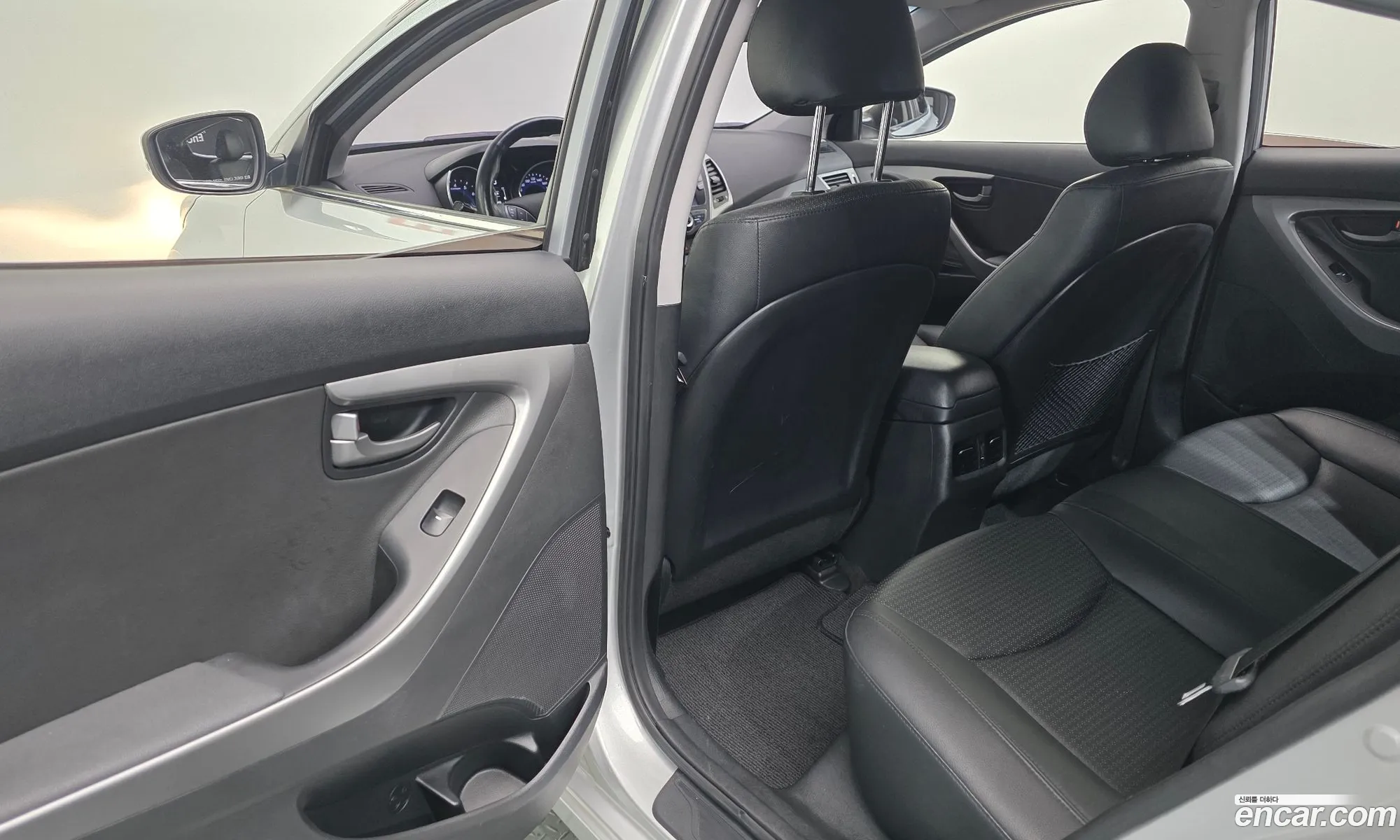 Hyundai Elantra 2014 — 15