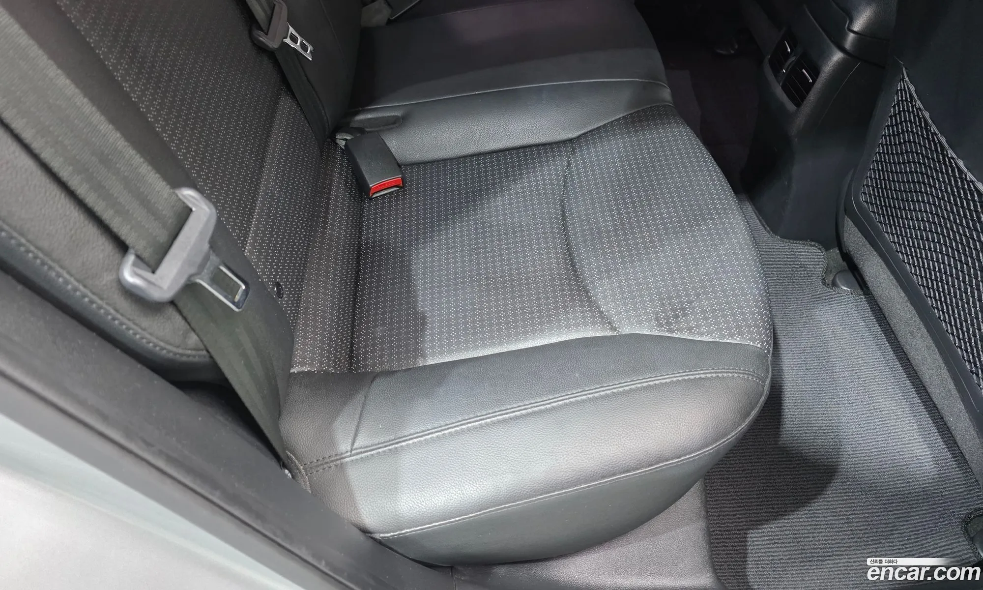 Hyundai Elantra 2014 — 26