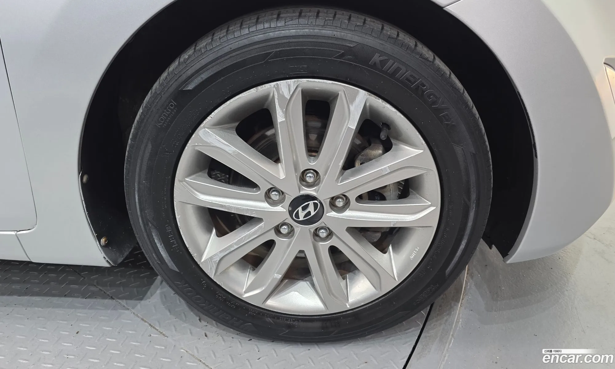 Hyundai Elantra 2014 — 8