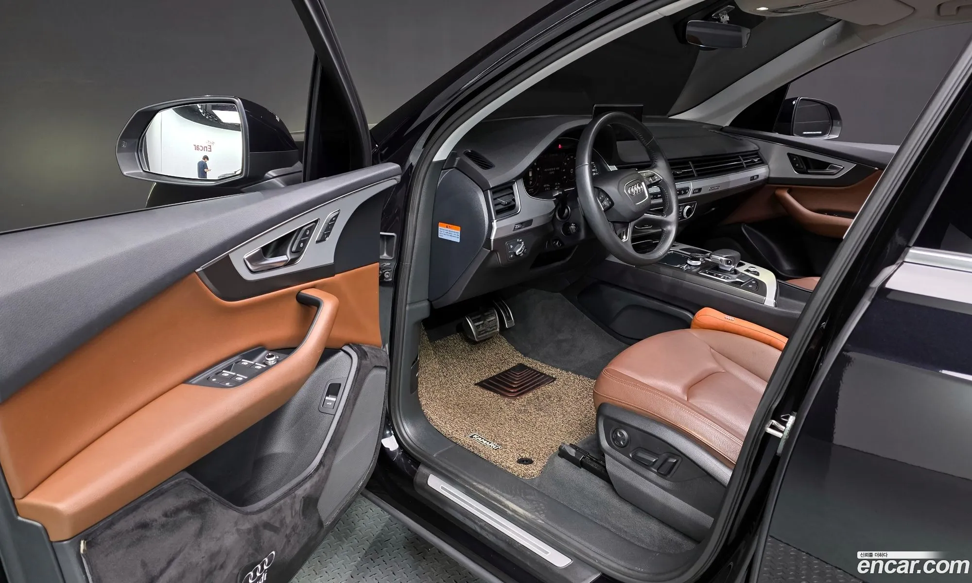 Audi Q7 2019 WAUZZZ4M8KD041287 — 16