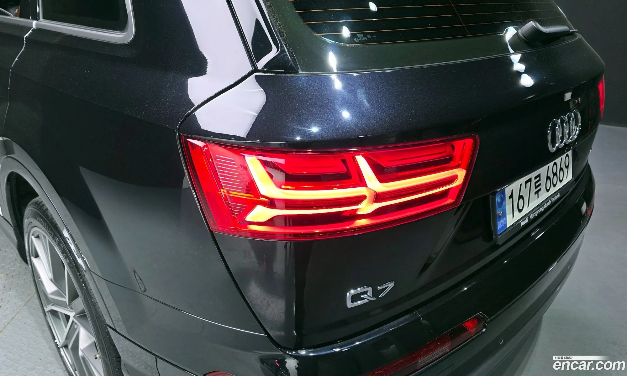 Audi Q7 2019 WAUZZZ4M8KD041287 — 18