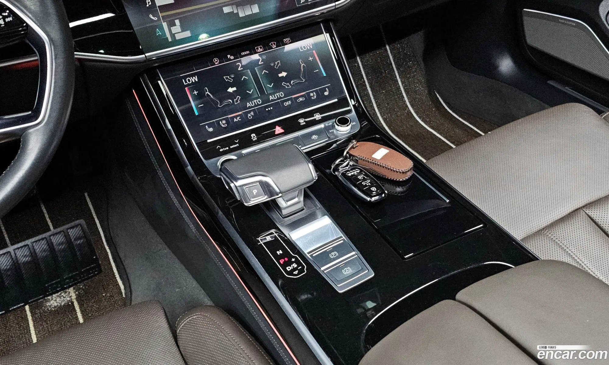 Audi A8 2021 WAUZZZF84MN018473 — 17