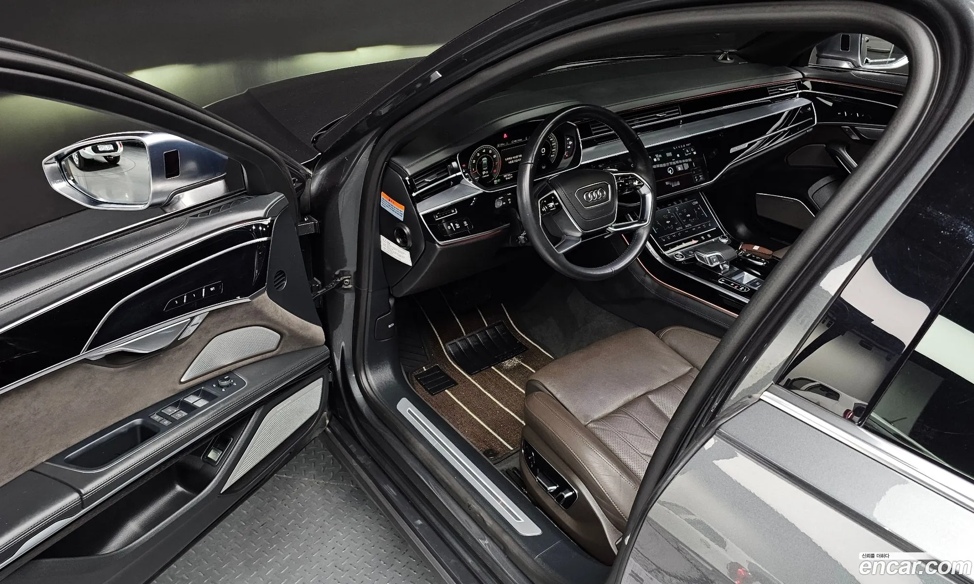 Audi A8 2021 WAUZZZF84MN018473 — 11