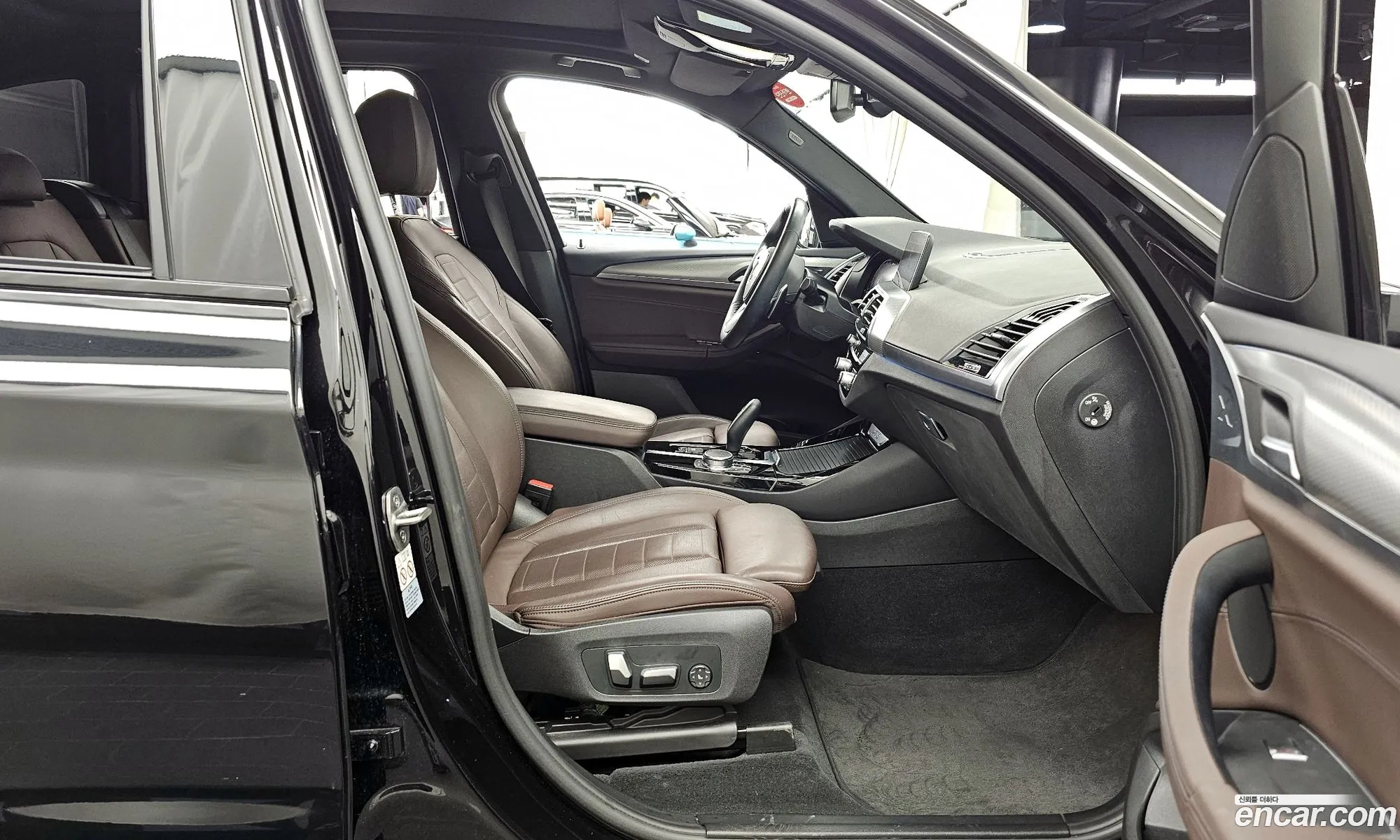 BMW X3 2021 WBATS5109M9D82355 — 28