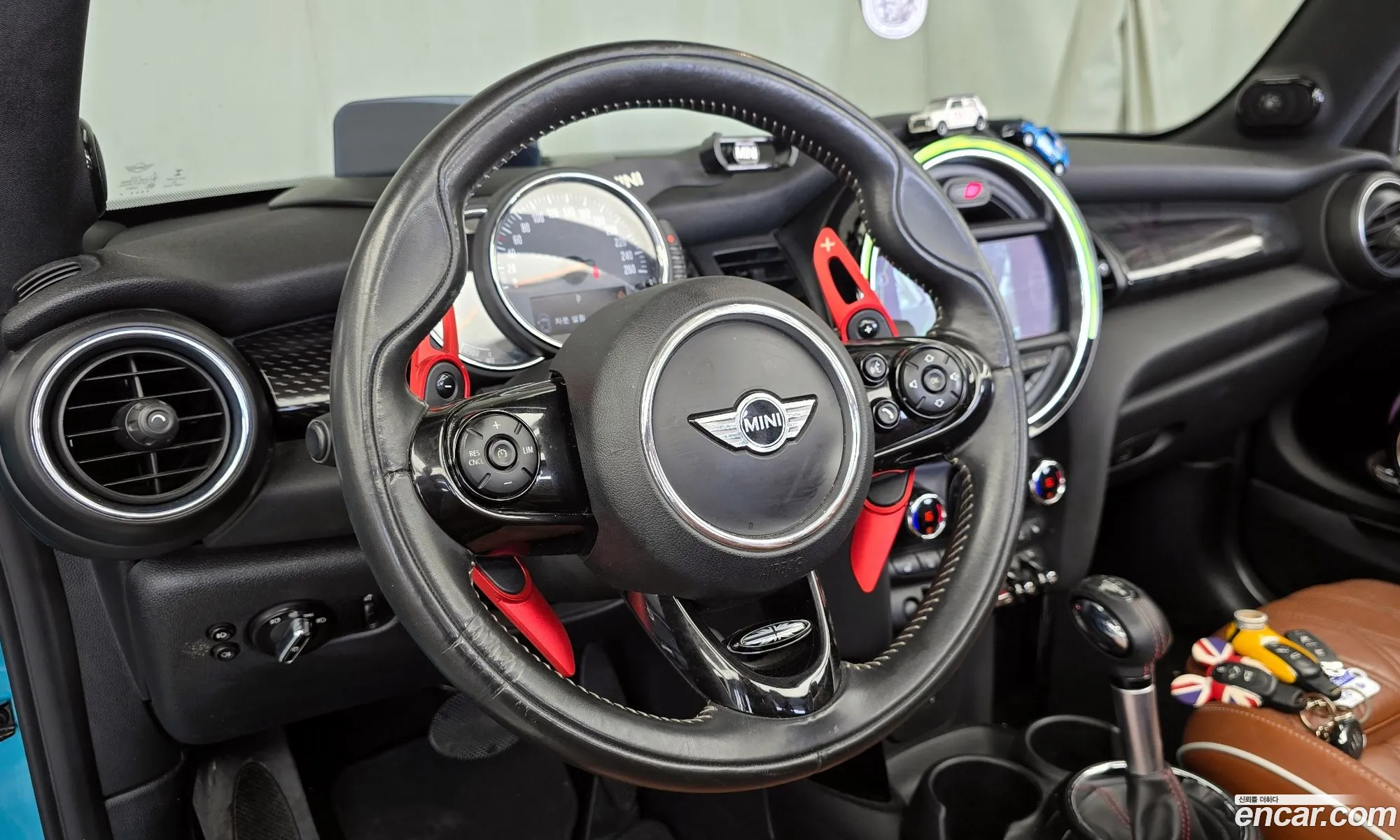 Mini Cooper S Convertible 2017 WMWWG9104J3A89368 — 9
