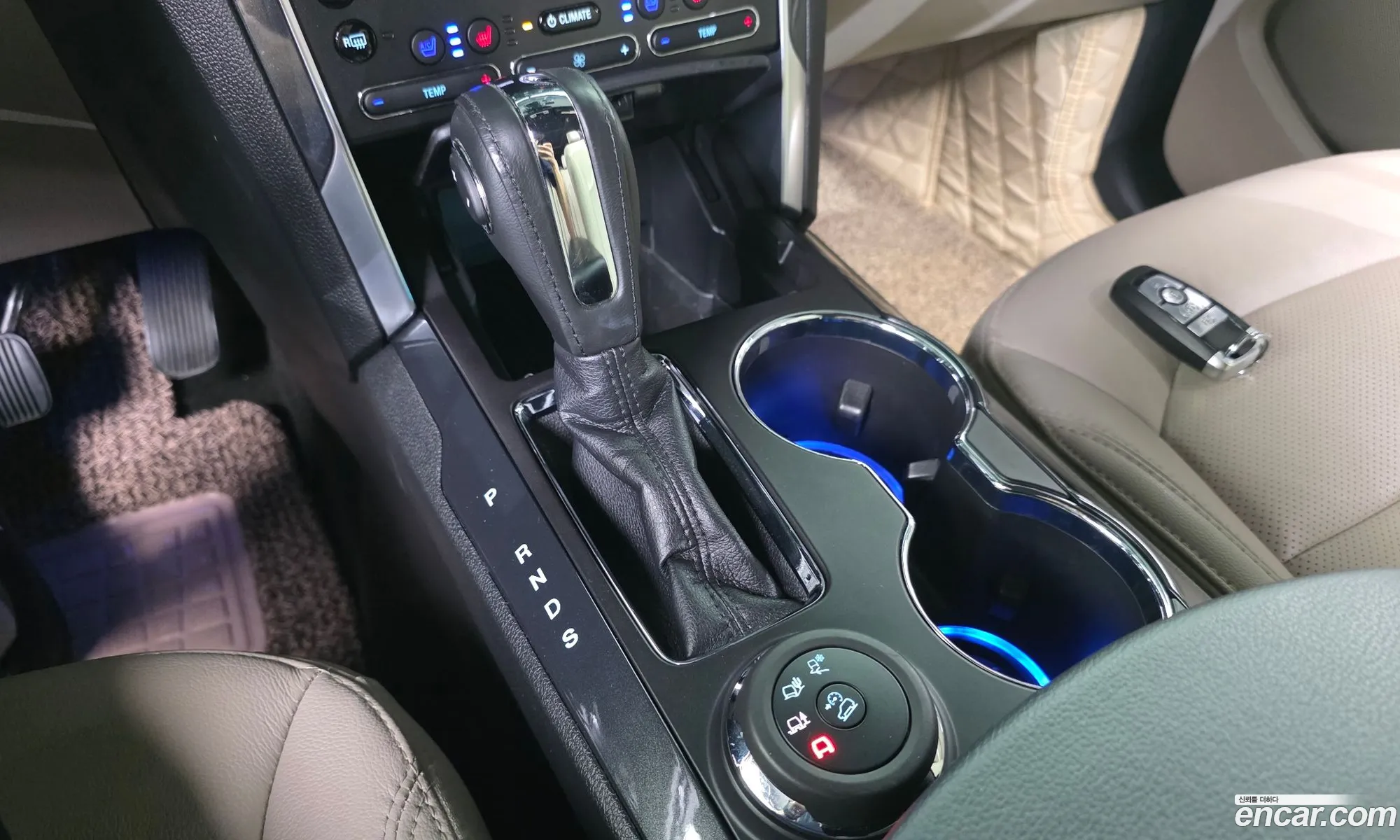 Ford Explorer 2018 1FM5K8FH5JGB23289 — 4