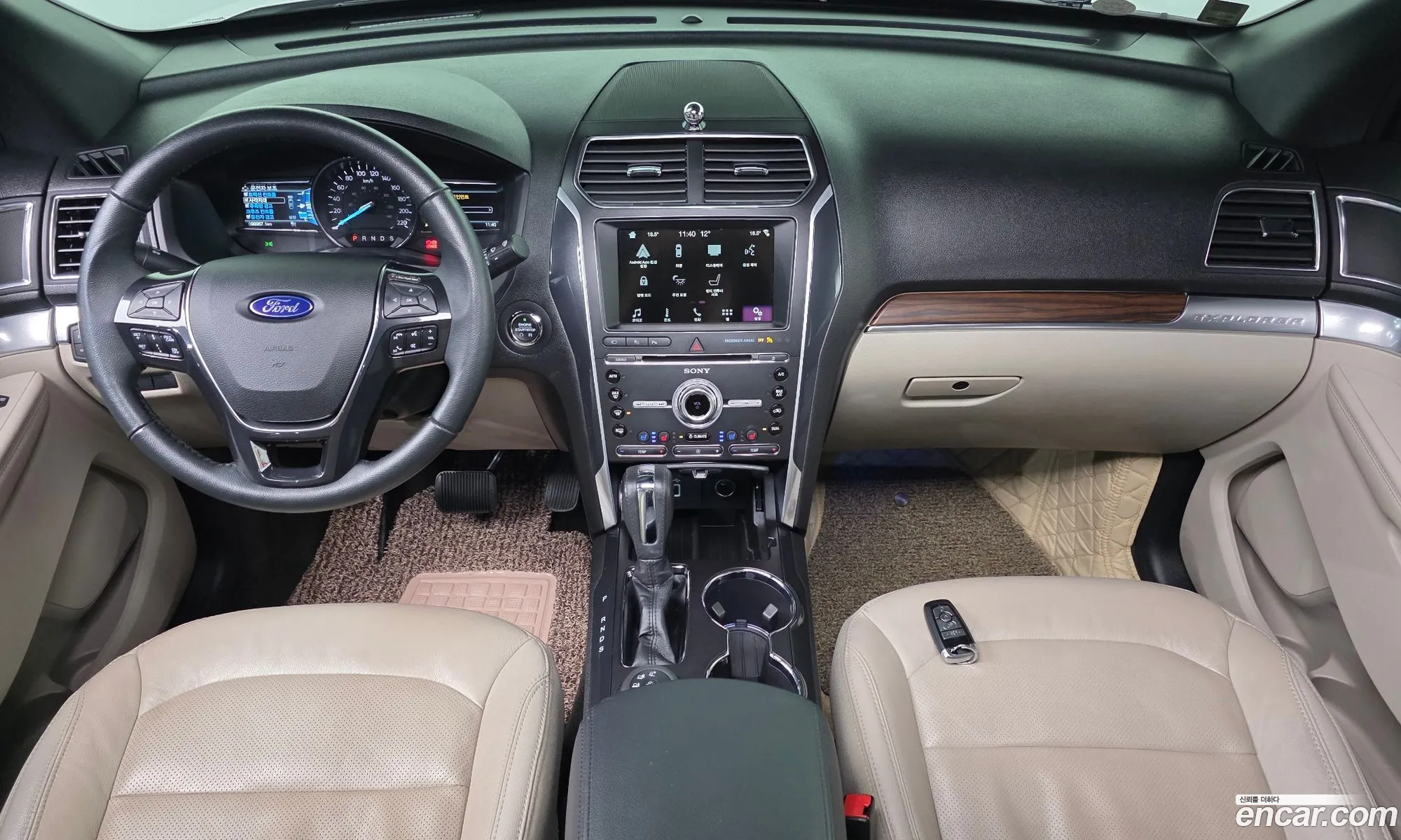 Ford Explorer 2018 1FM5K8FH5JGB23289 — 8