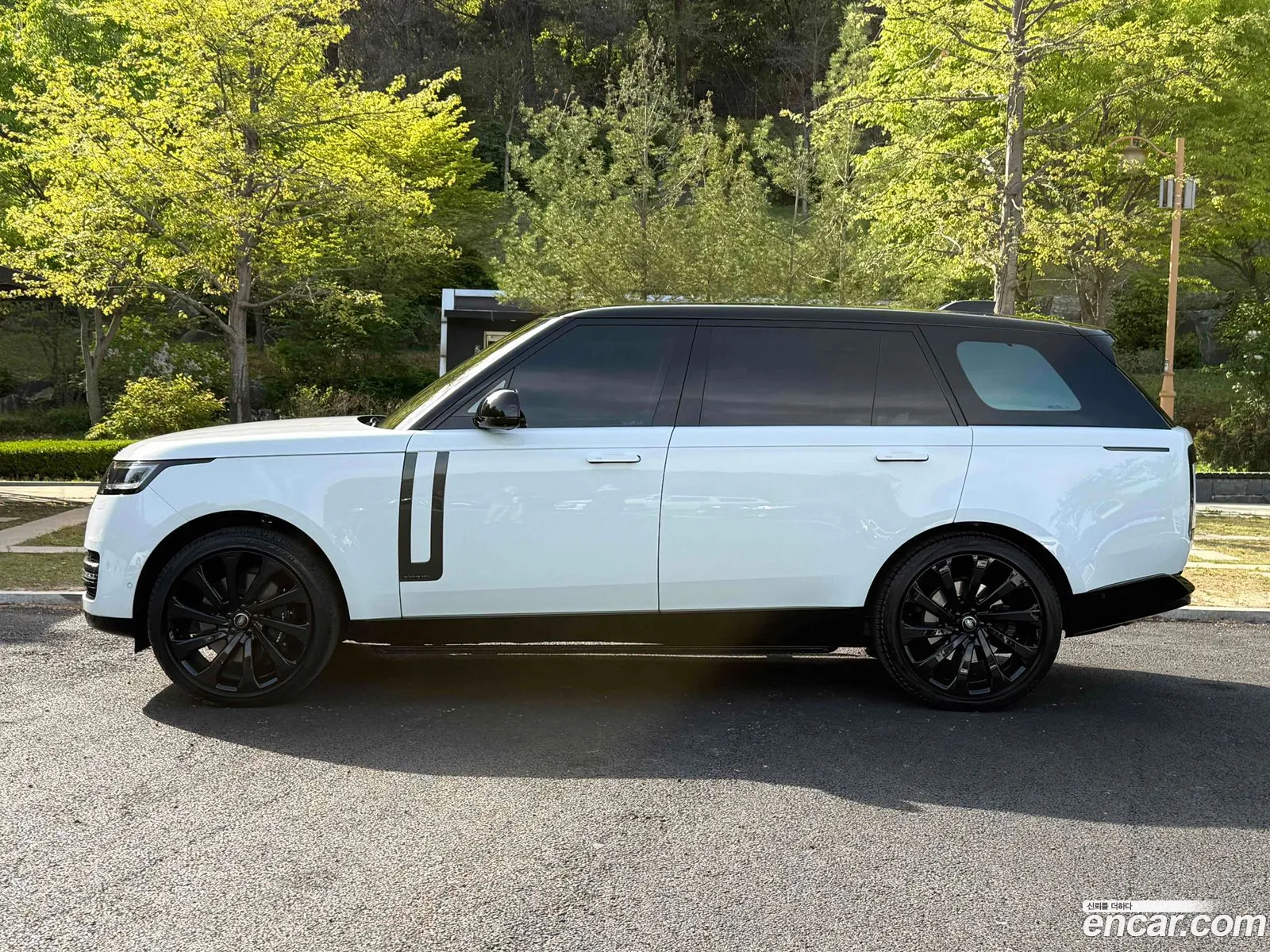 Land Rover Range Rover 2024 — 2