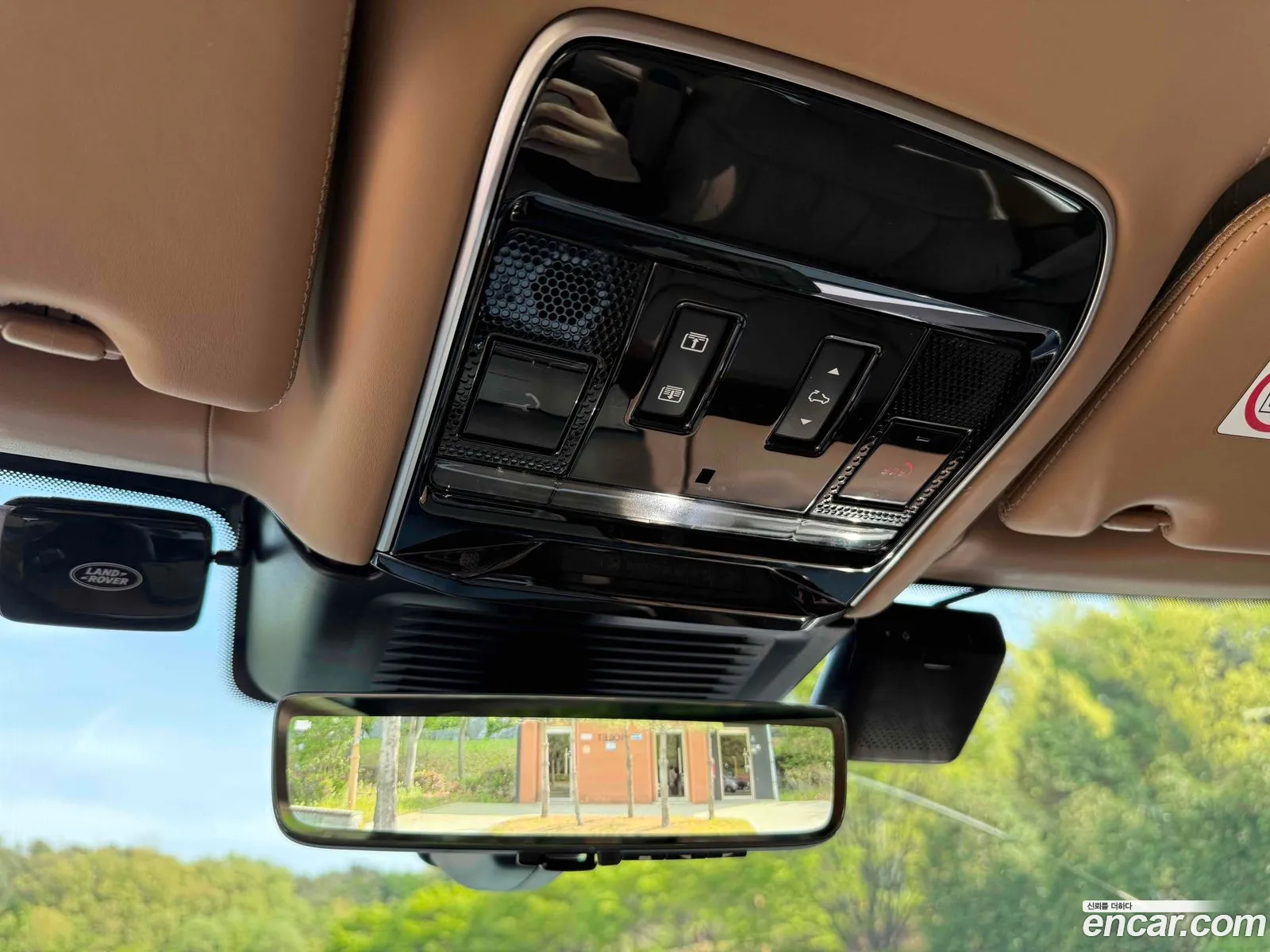 Land Rover Range Rover 2024 — 3