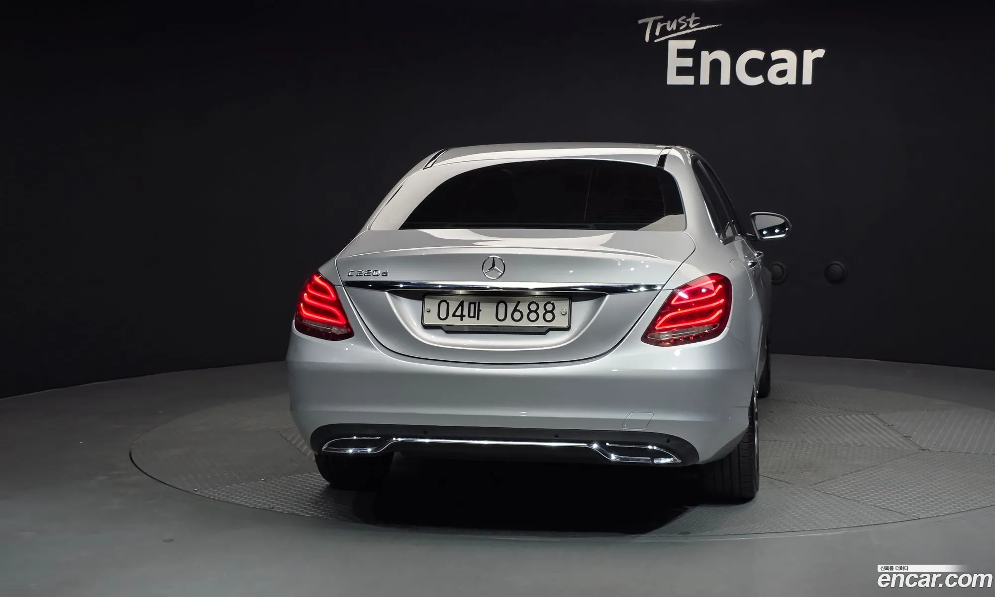 Mercedes-Benz C-Class W205 2016 WDDWF0EB6GR171169 — 17