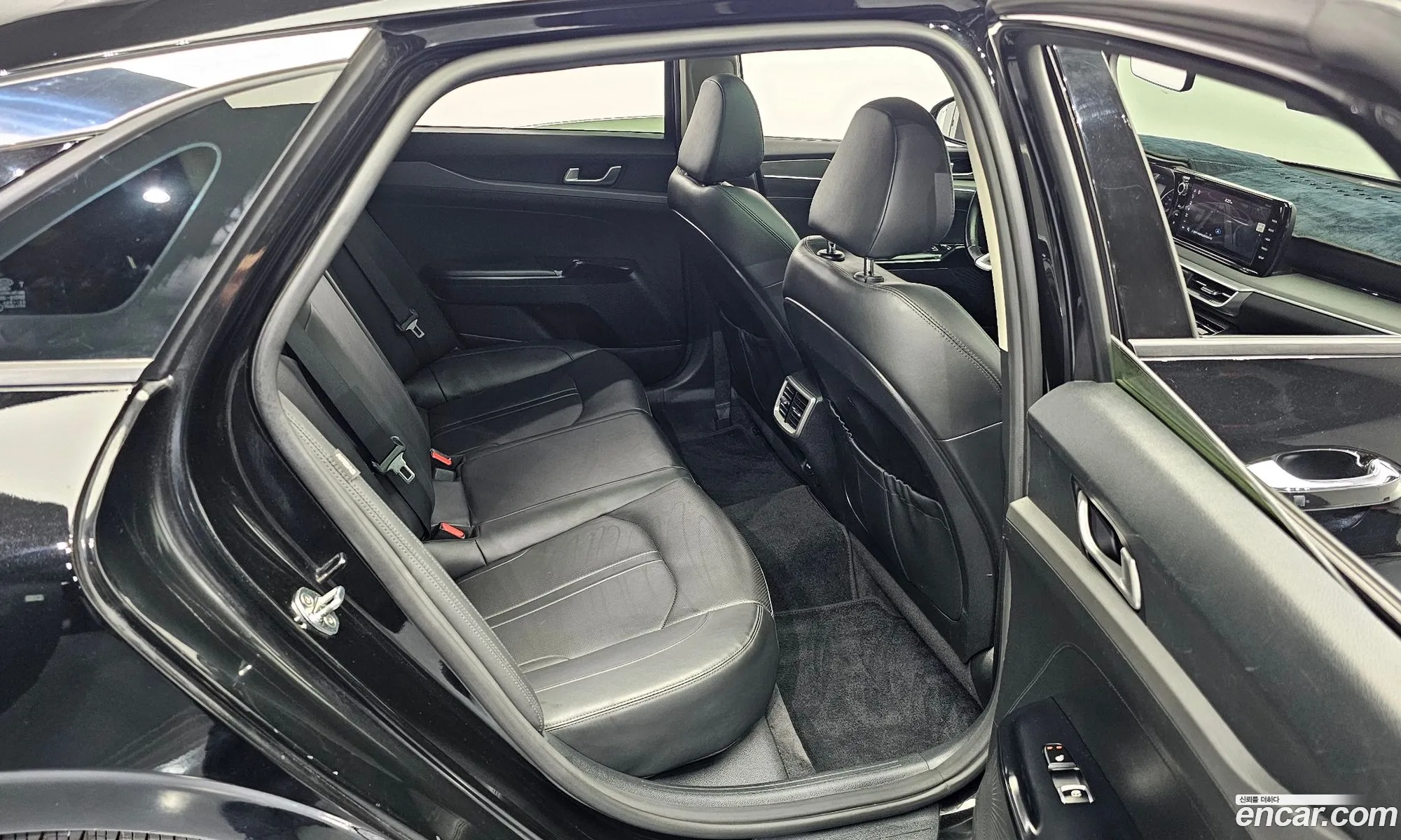 Kia K5 2020 — 16