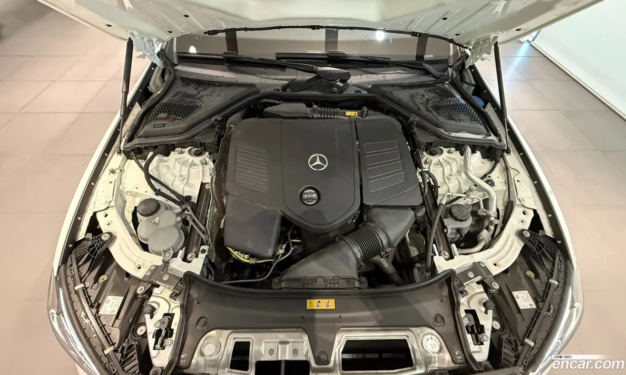 Mercedes-Benz E-Class W214 2025 — 10