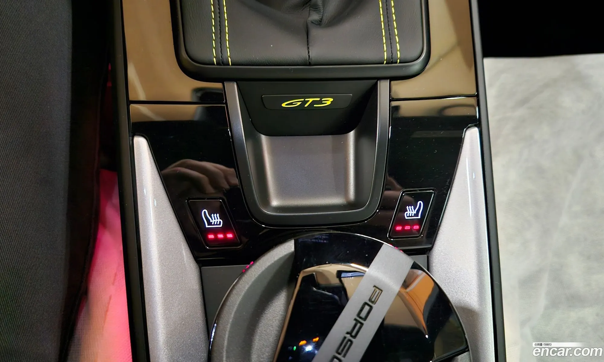 Porsche 911 2025 — 12