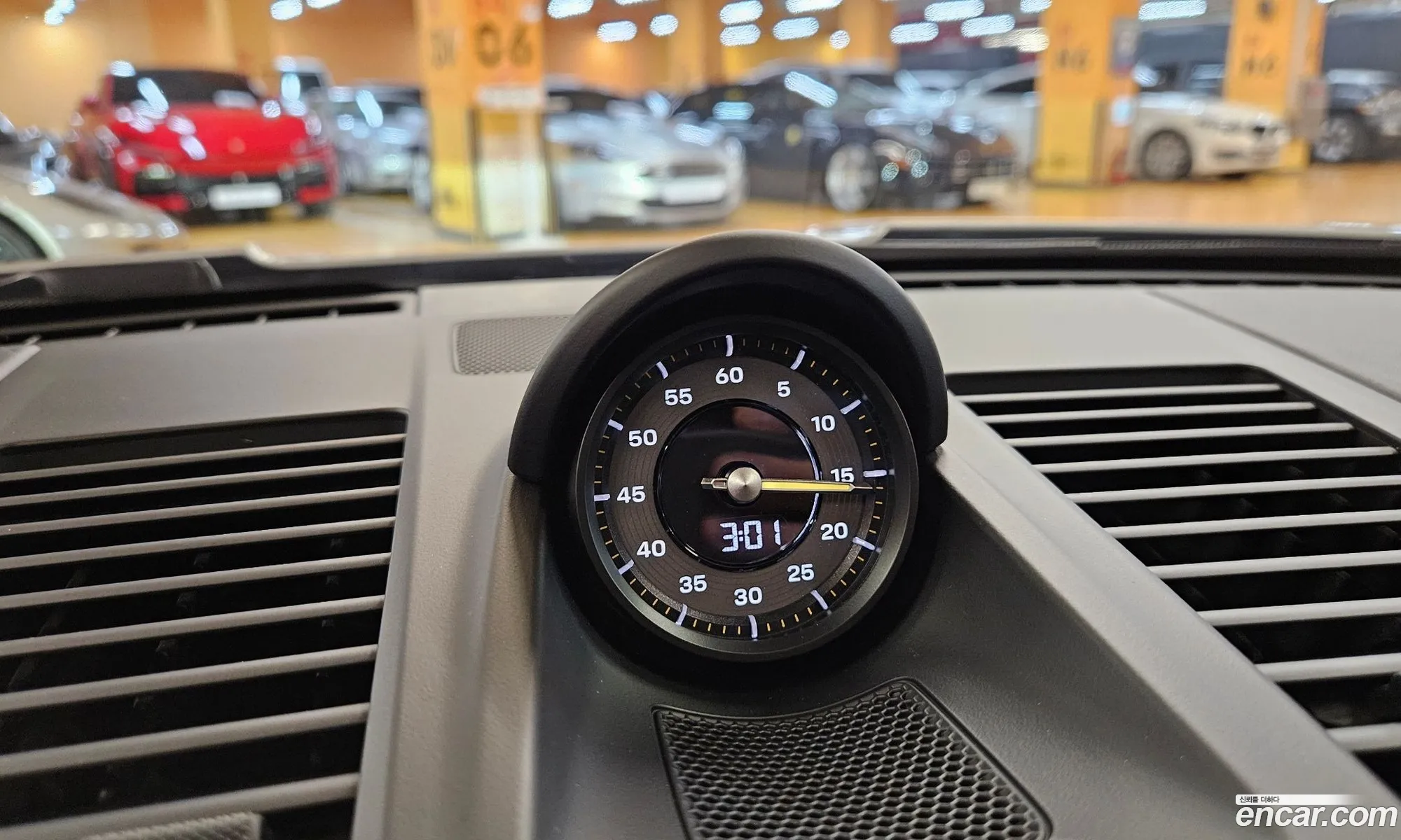 Porsche 911 2025 — 10