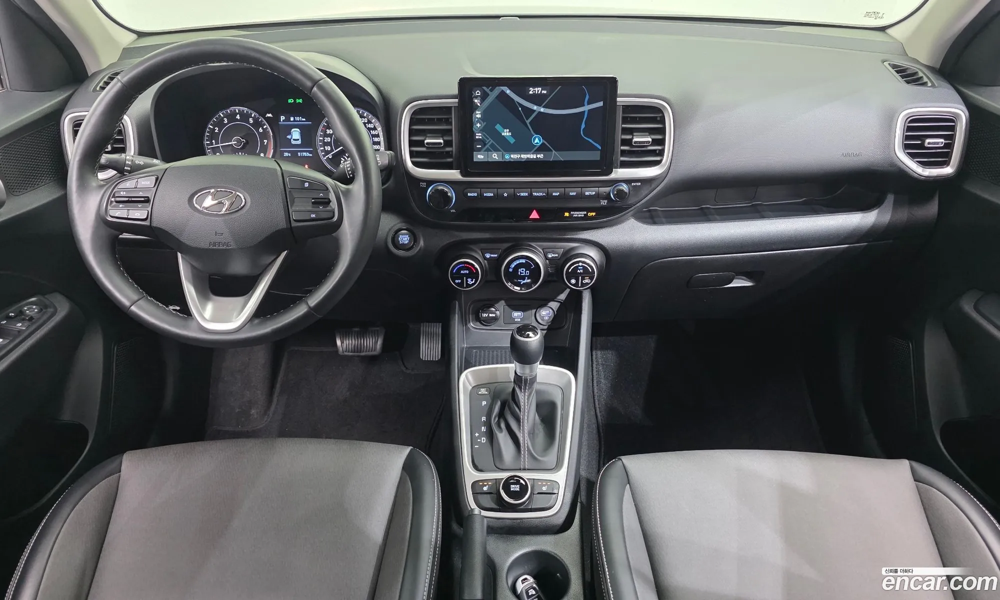 Hyundai Venue 2021 — 8