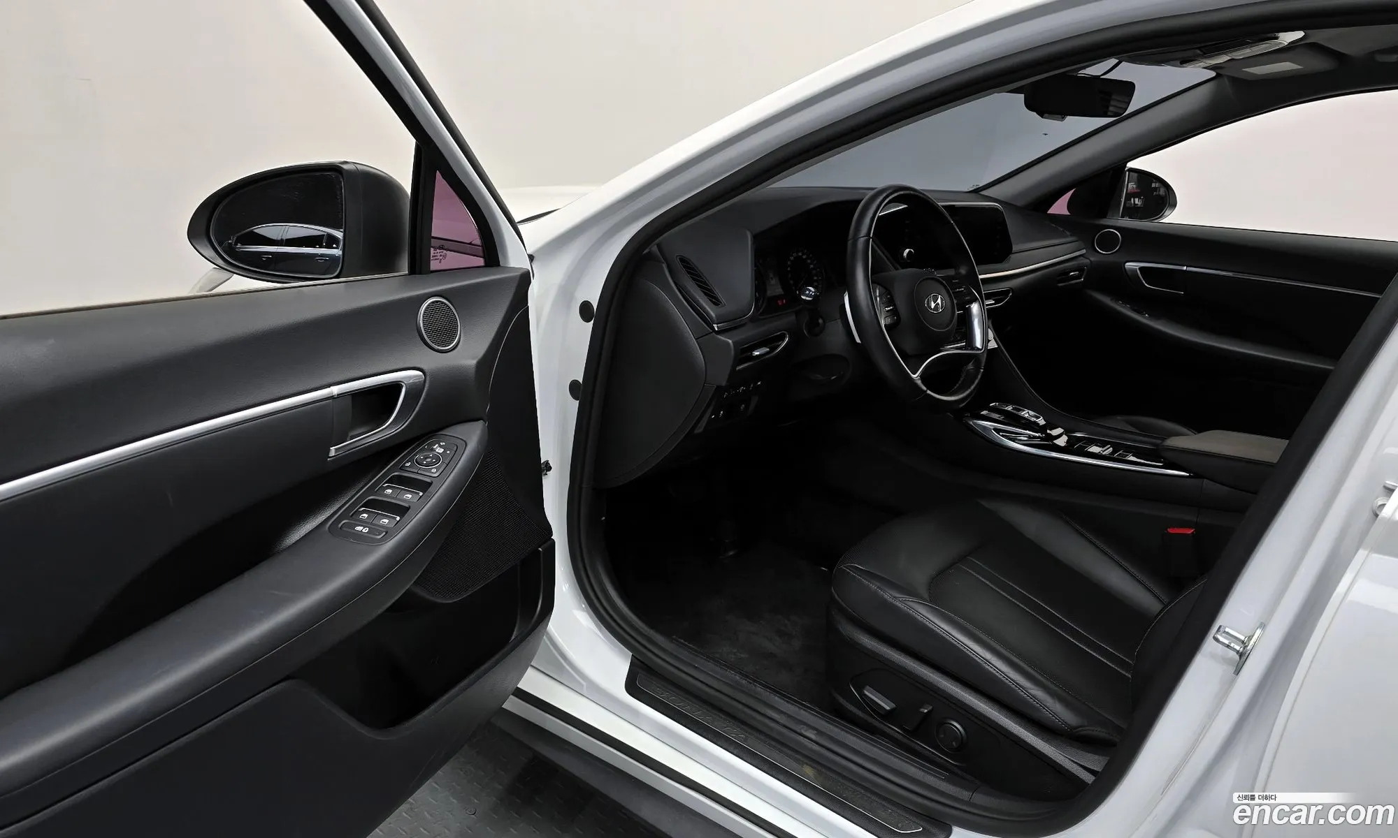Hyundai Sonata 2020 — 31