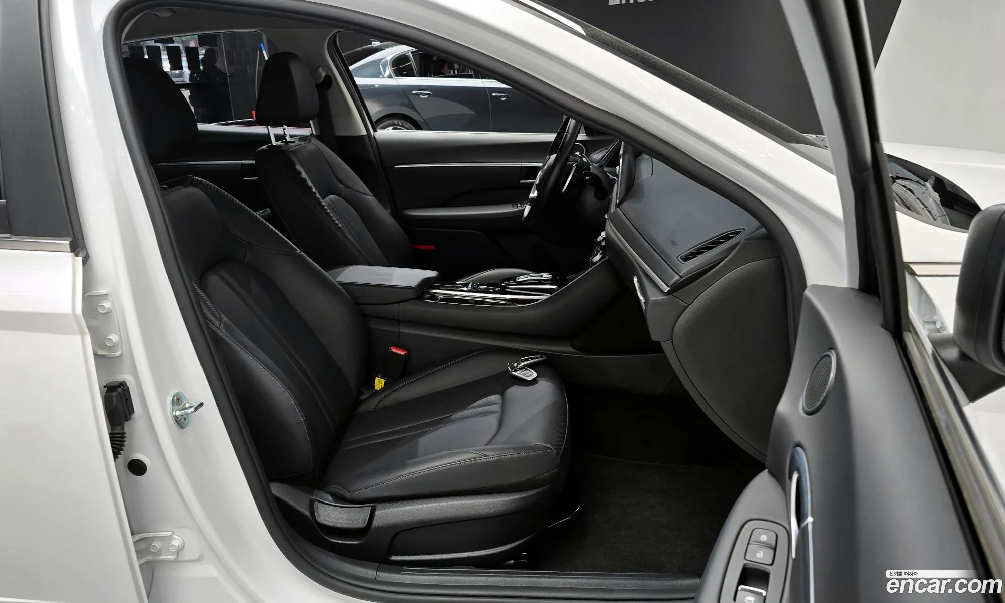Hyundai Sonata 2020 — 36