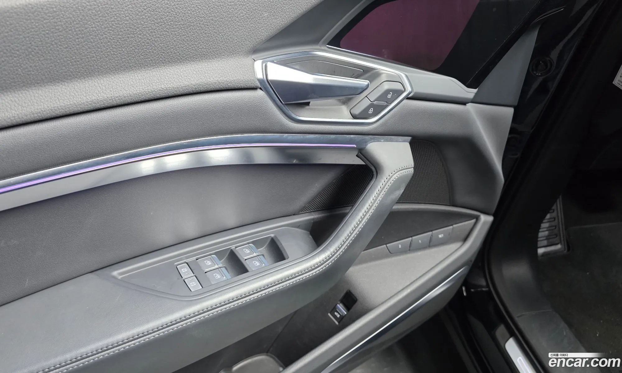 Audi e-tron 2022 — 30