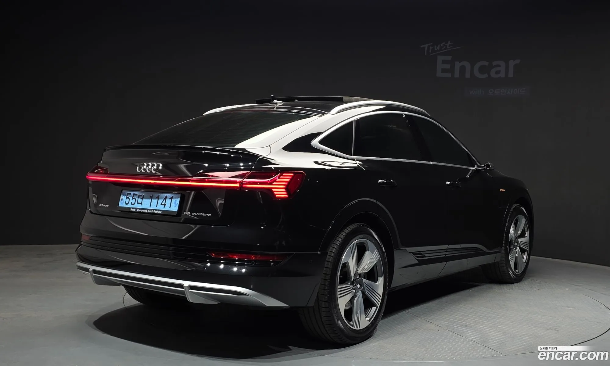 Audi e-tron 2022 — 6