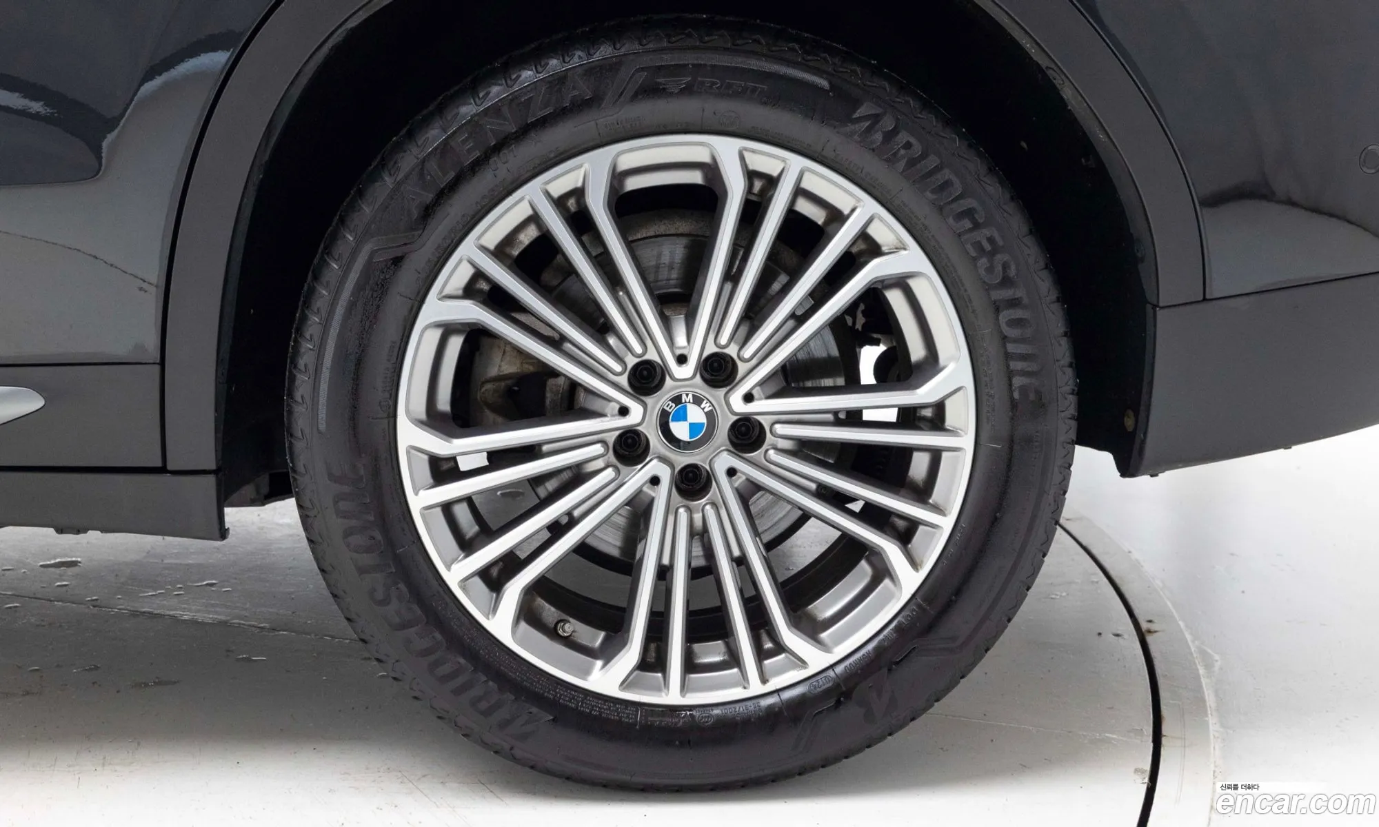 BMW X3 2021 — 16