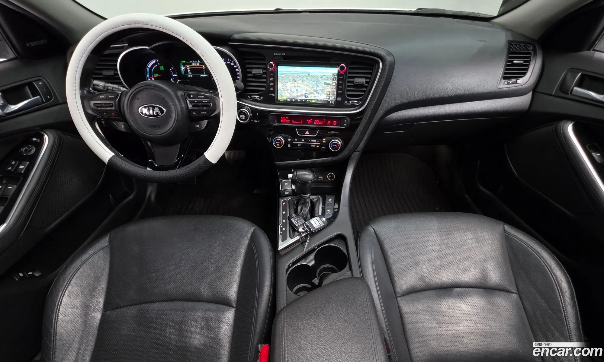Kia K5 Hybrid 2014 — 11