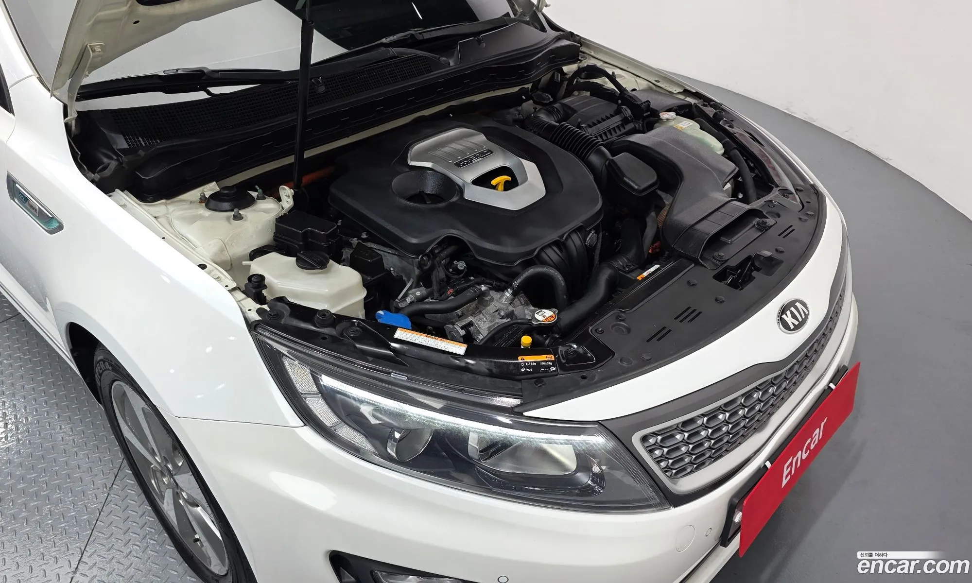 Kia K5 Hybrid 2014 — 8
