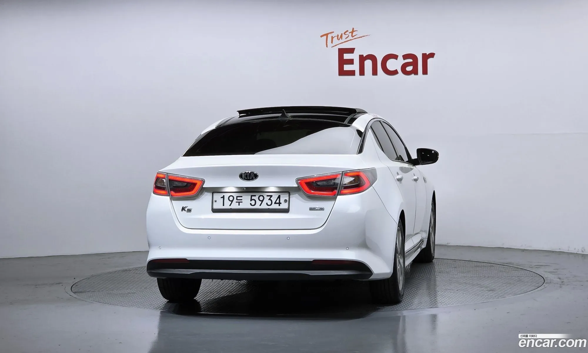 Kia K5 Hybrid 2014 — 9