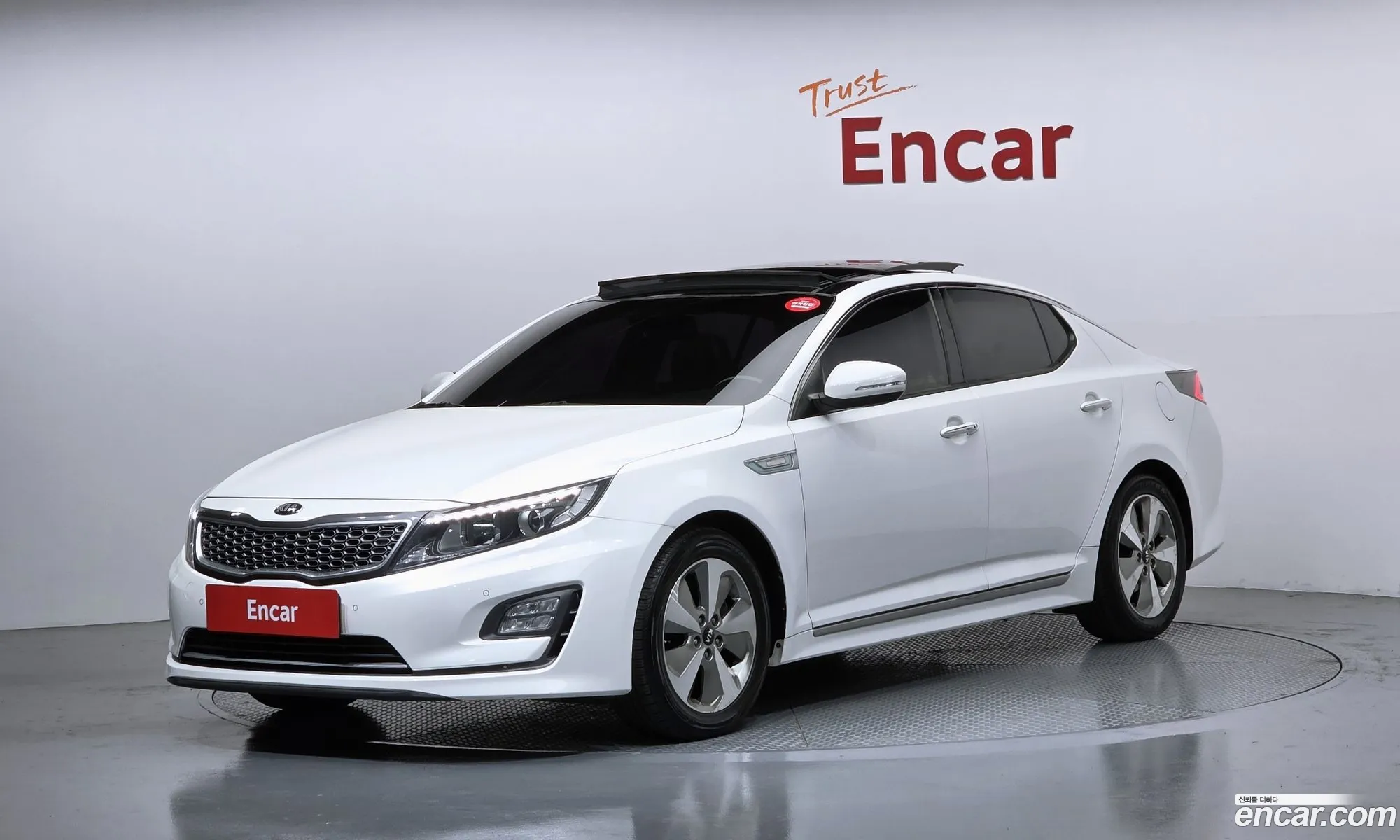 Kia K5 Hybrid 2014 — 10