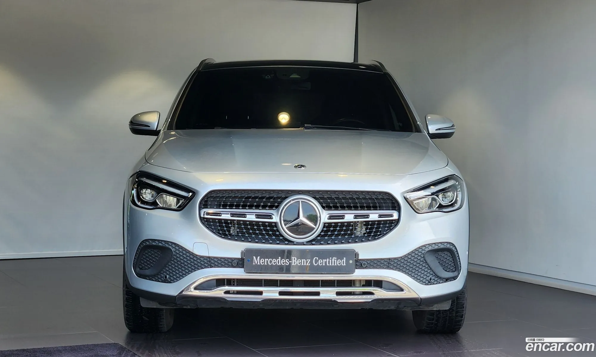Mercedes-Benz GLA-Class H247 2021 — 15
